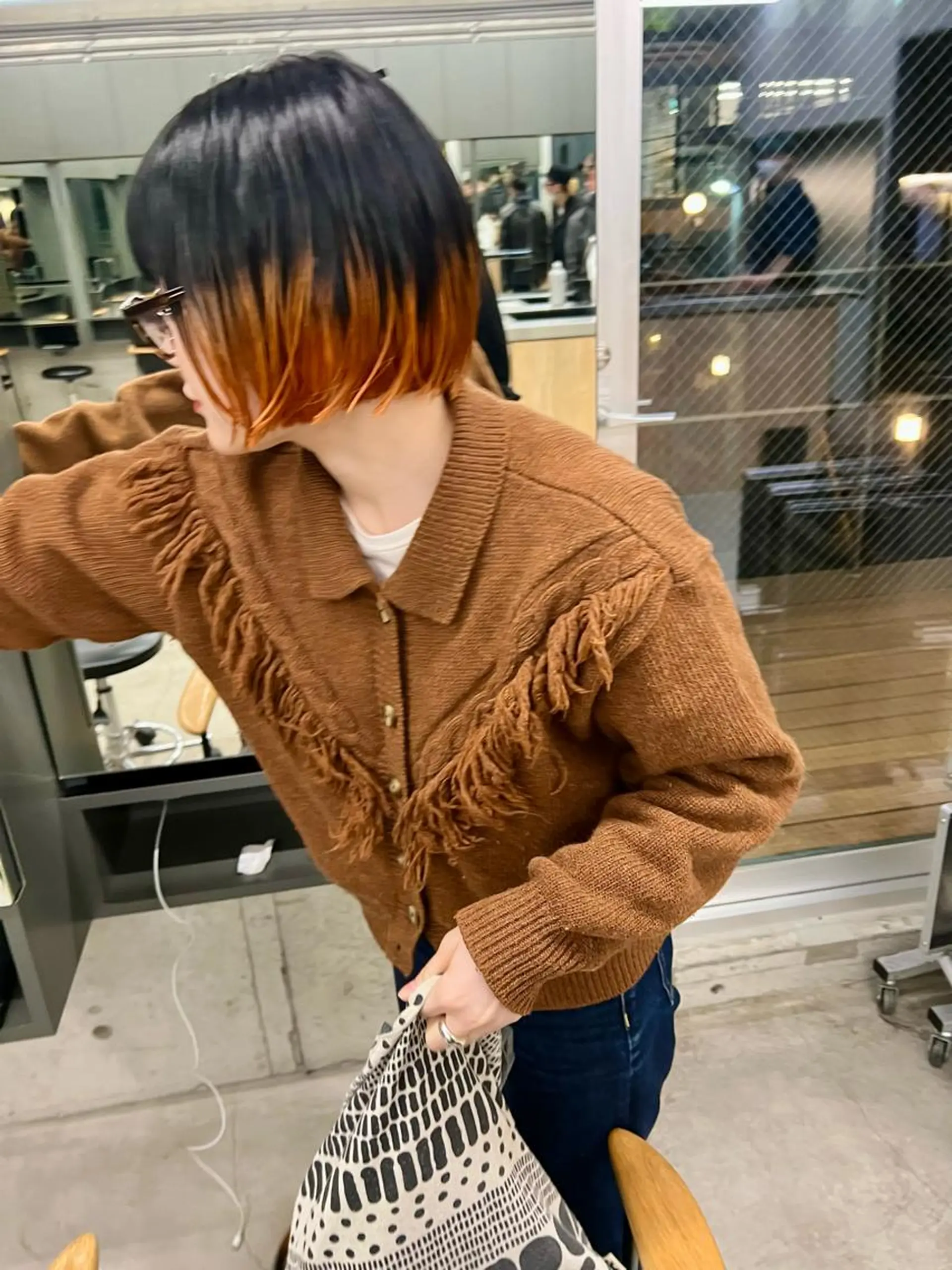 ショート カラー ブリーチ グラデーションカラー オレンジ カット ヘアカラー トリートメント sakoda shunkiのヘアスタイル