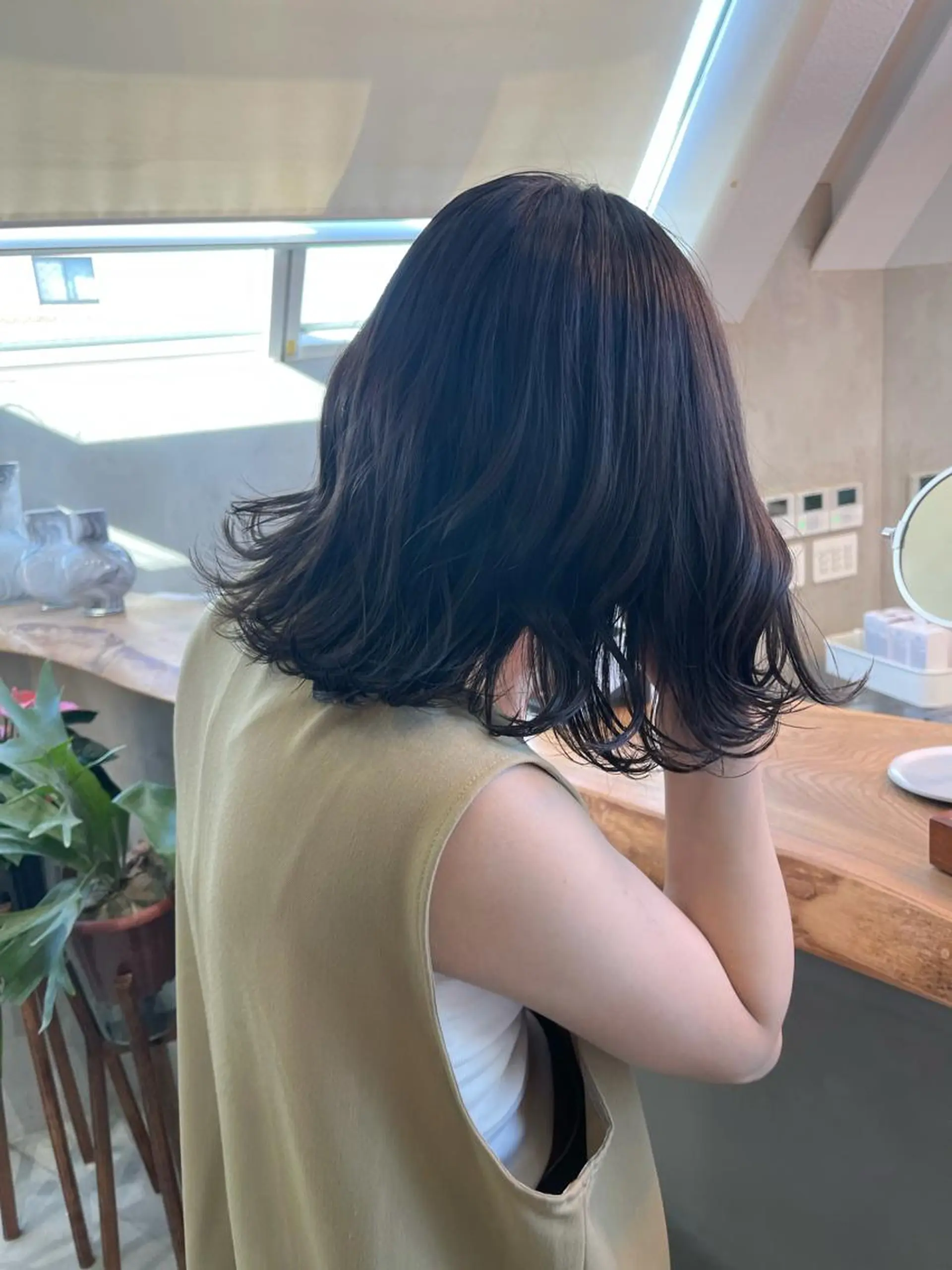 ミディアム カラー ヘアアレンジ レイヤー＆カラー 人気美容師倉崎涼のヘアスタイル