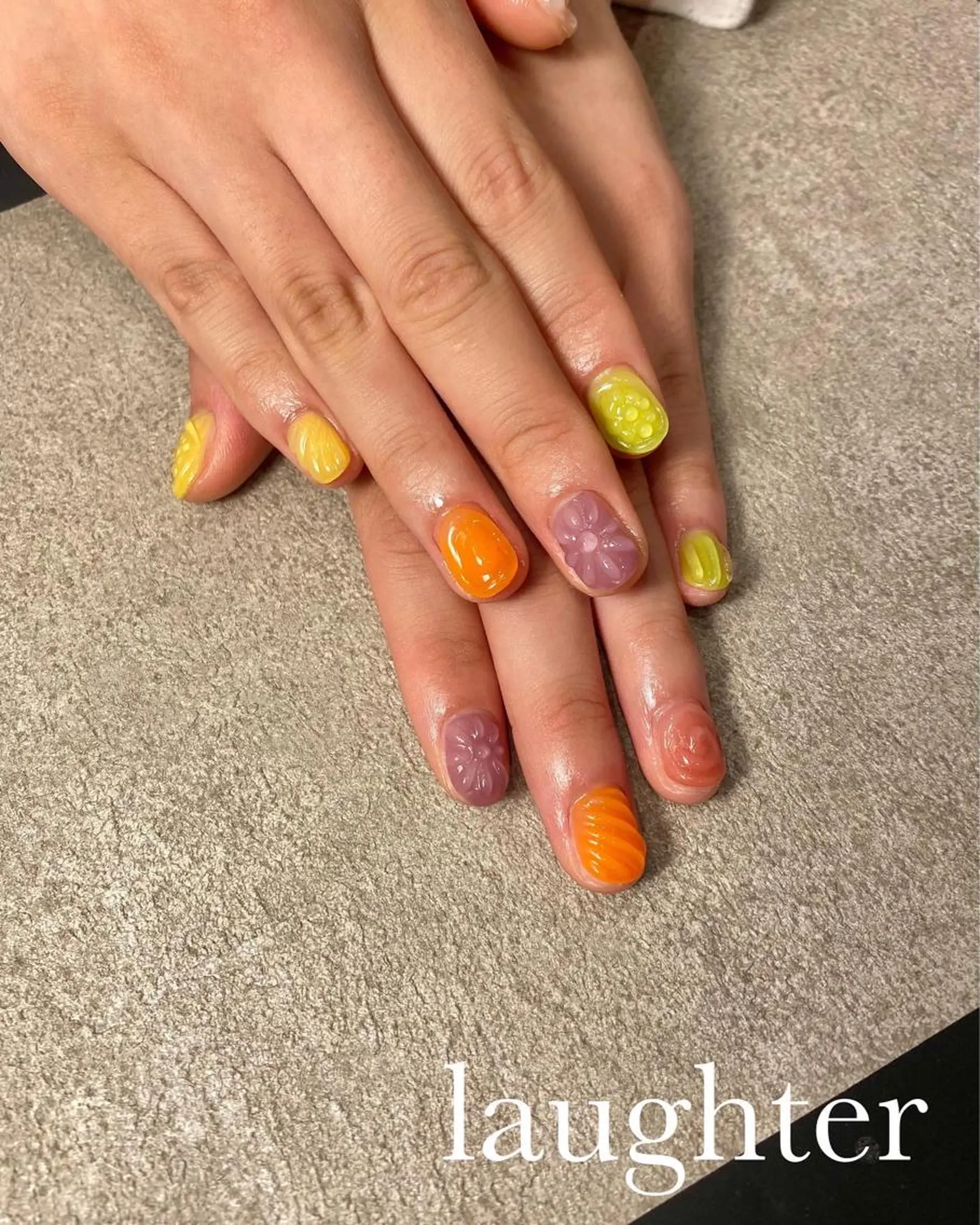 ネイル ハンドネイル laughter nailのネイルデザイン