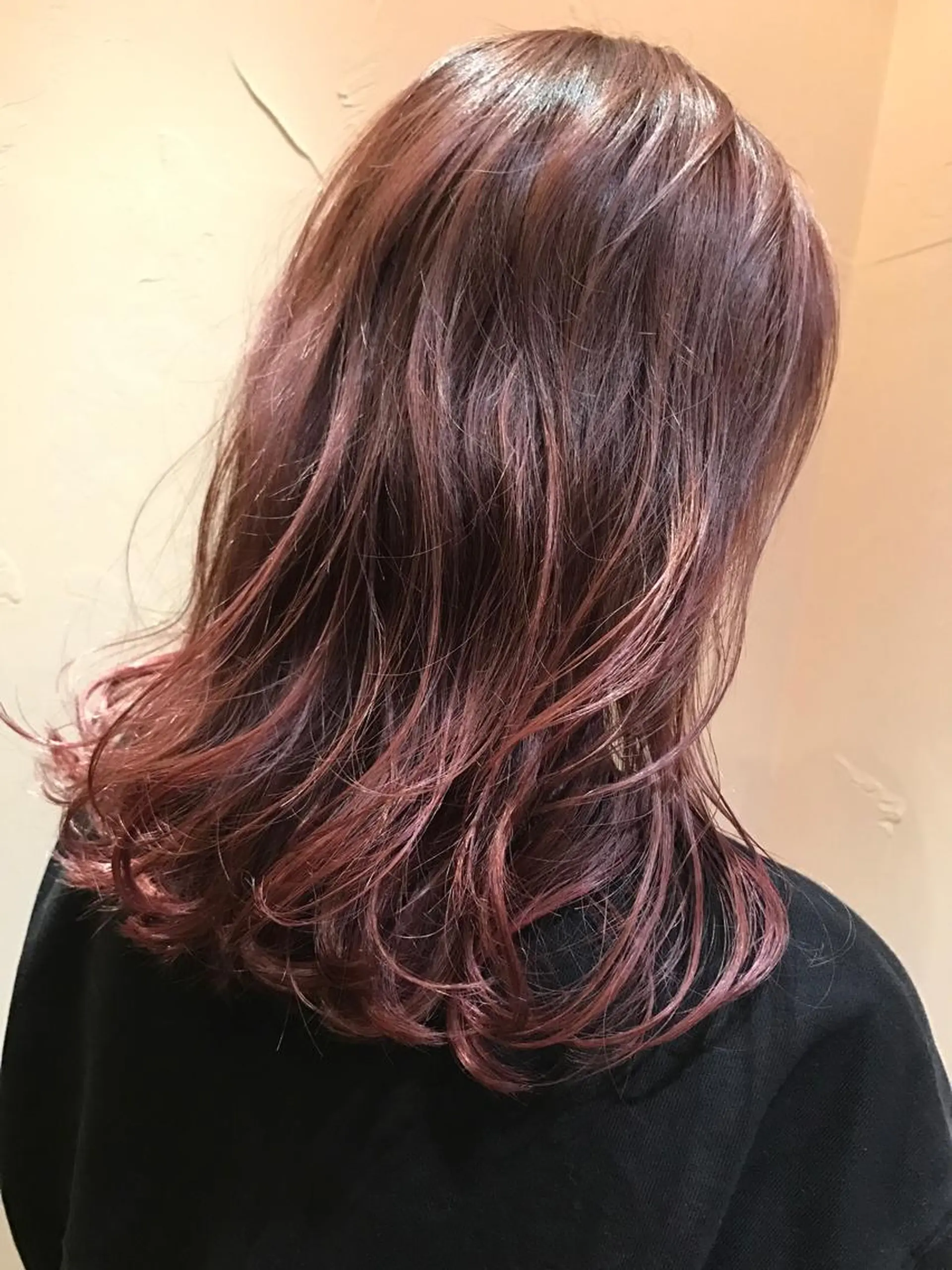 ミディアム カラー ブリーチ ハイライトカラー ラベンダーカラー ハイライト luve heart's And Be  minamisemba所属・脇坂 佳世の眉毛・アイブロウイメージ