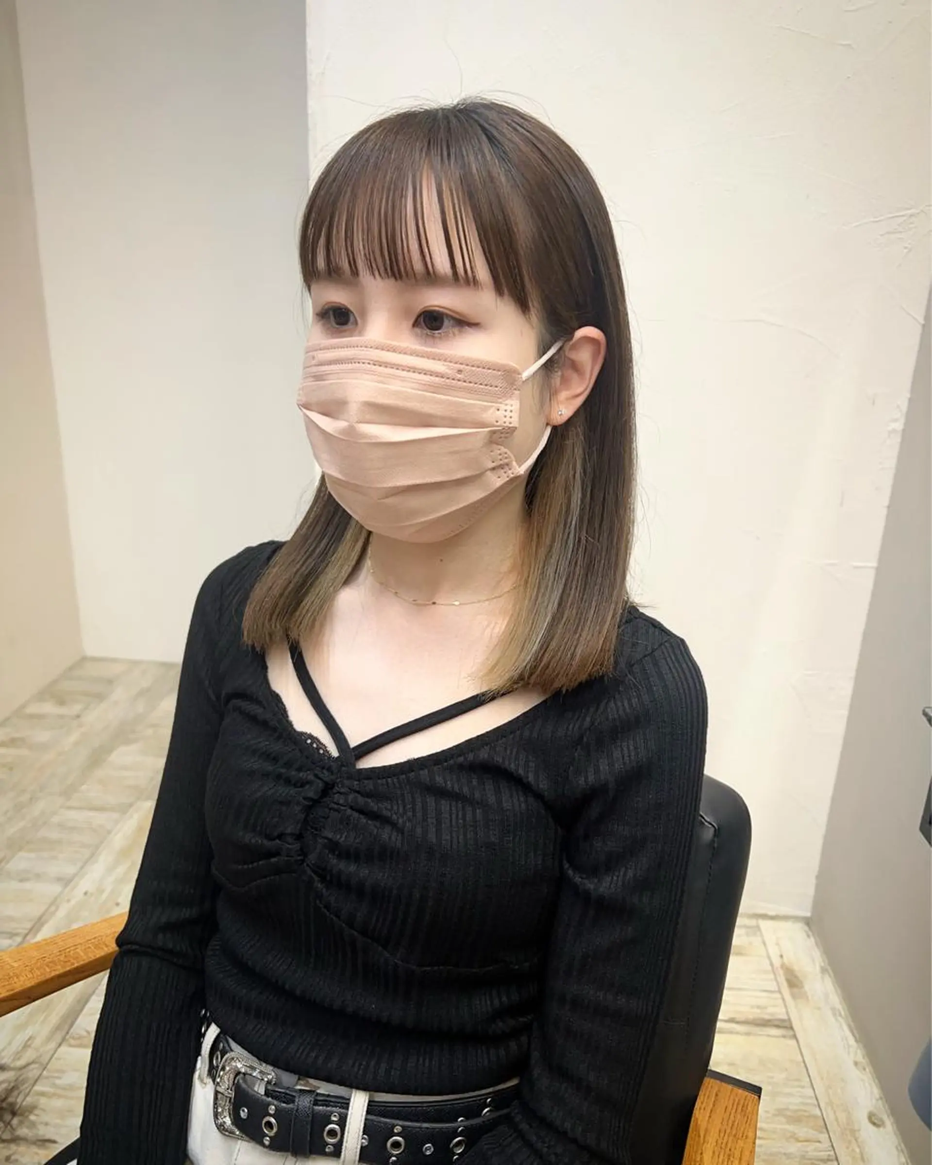 ミディアム カラー インナーカラー テトネ タカシのヘアスタイル