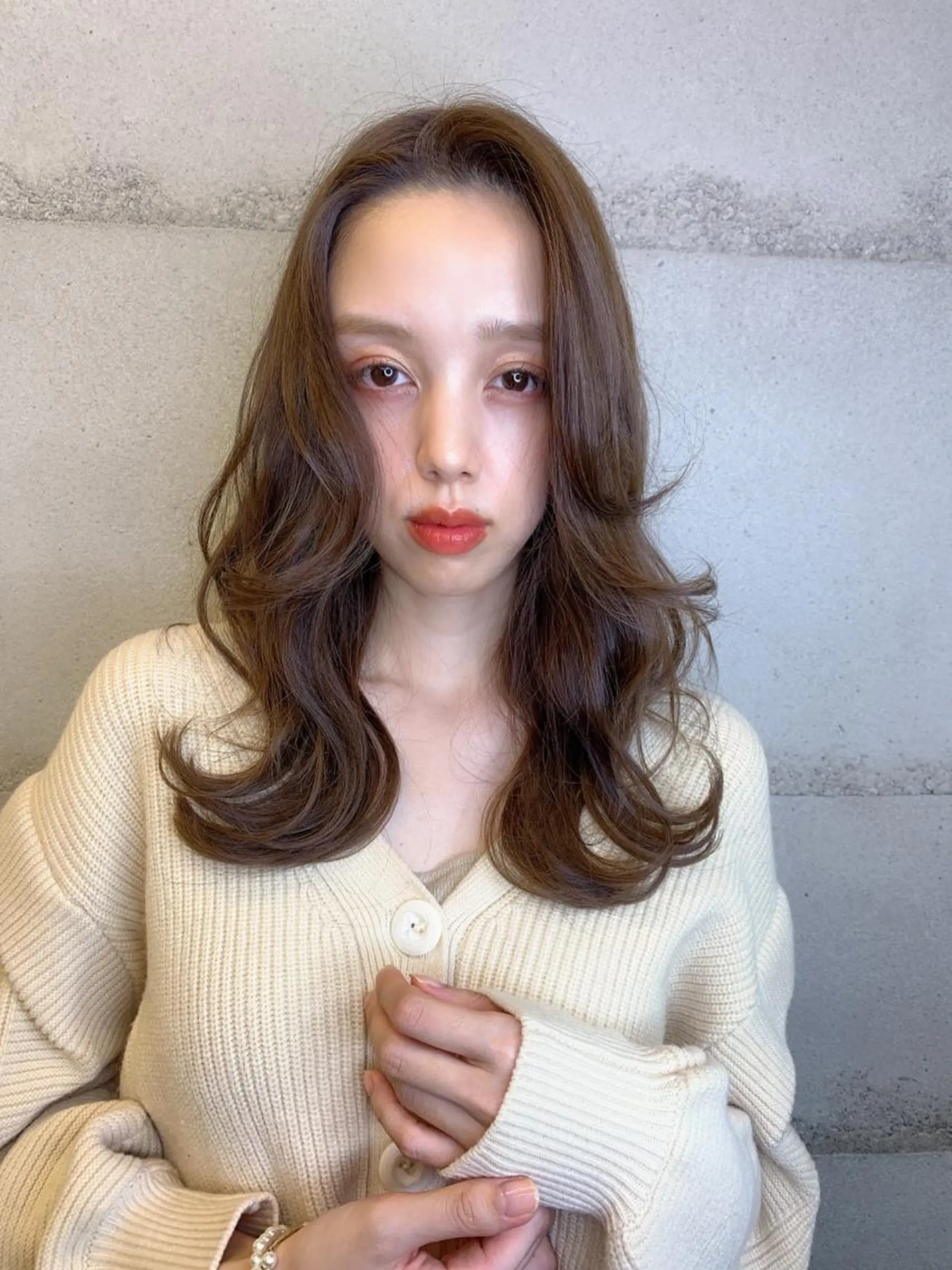 セミロング カラー 透明感/オリーブ/ グレージュ/YUKAのヘアスタイル