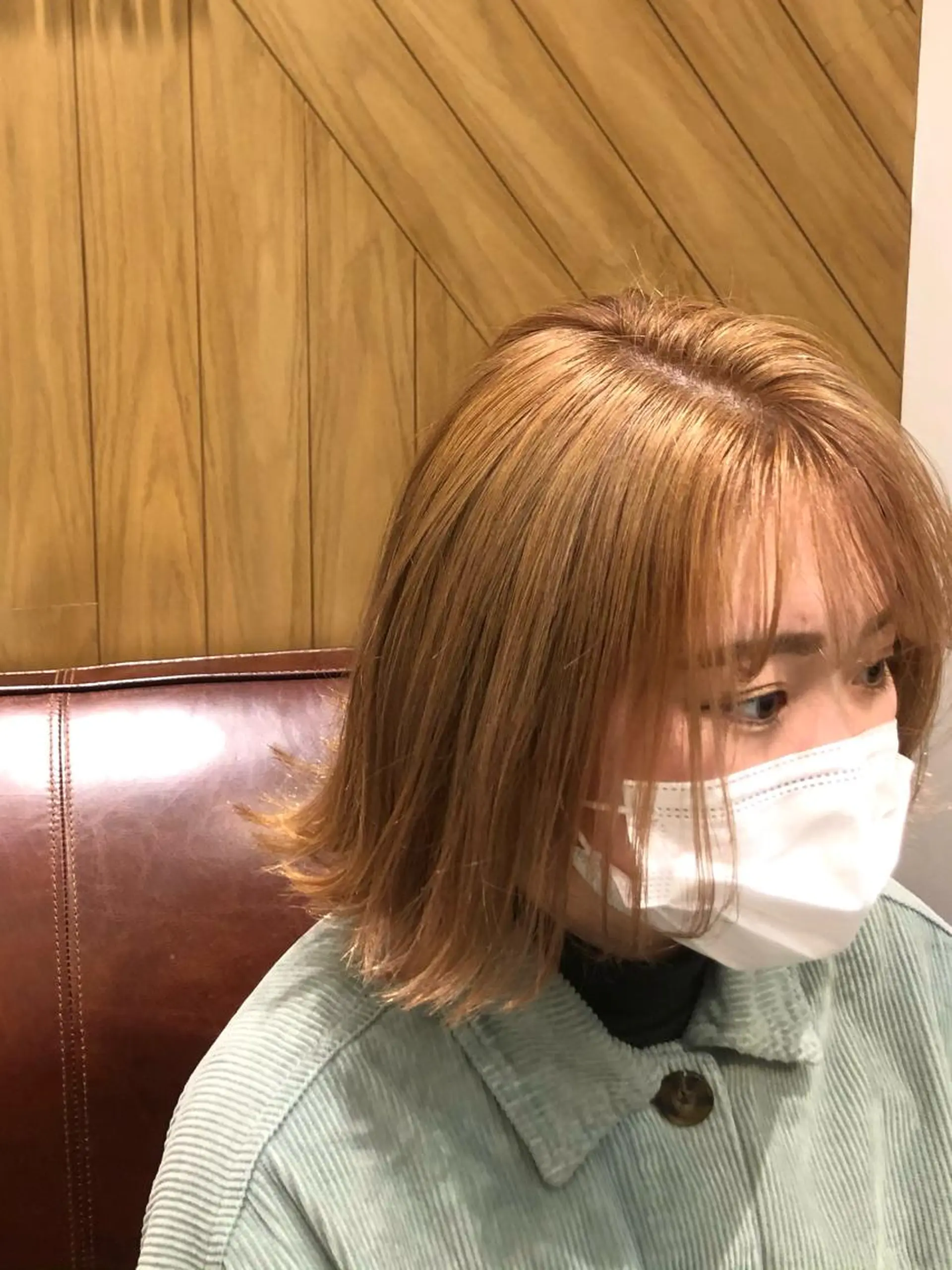ショート カラー 鈴村 大介のヘアスタイル