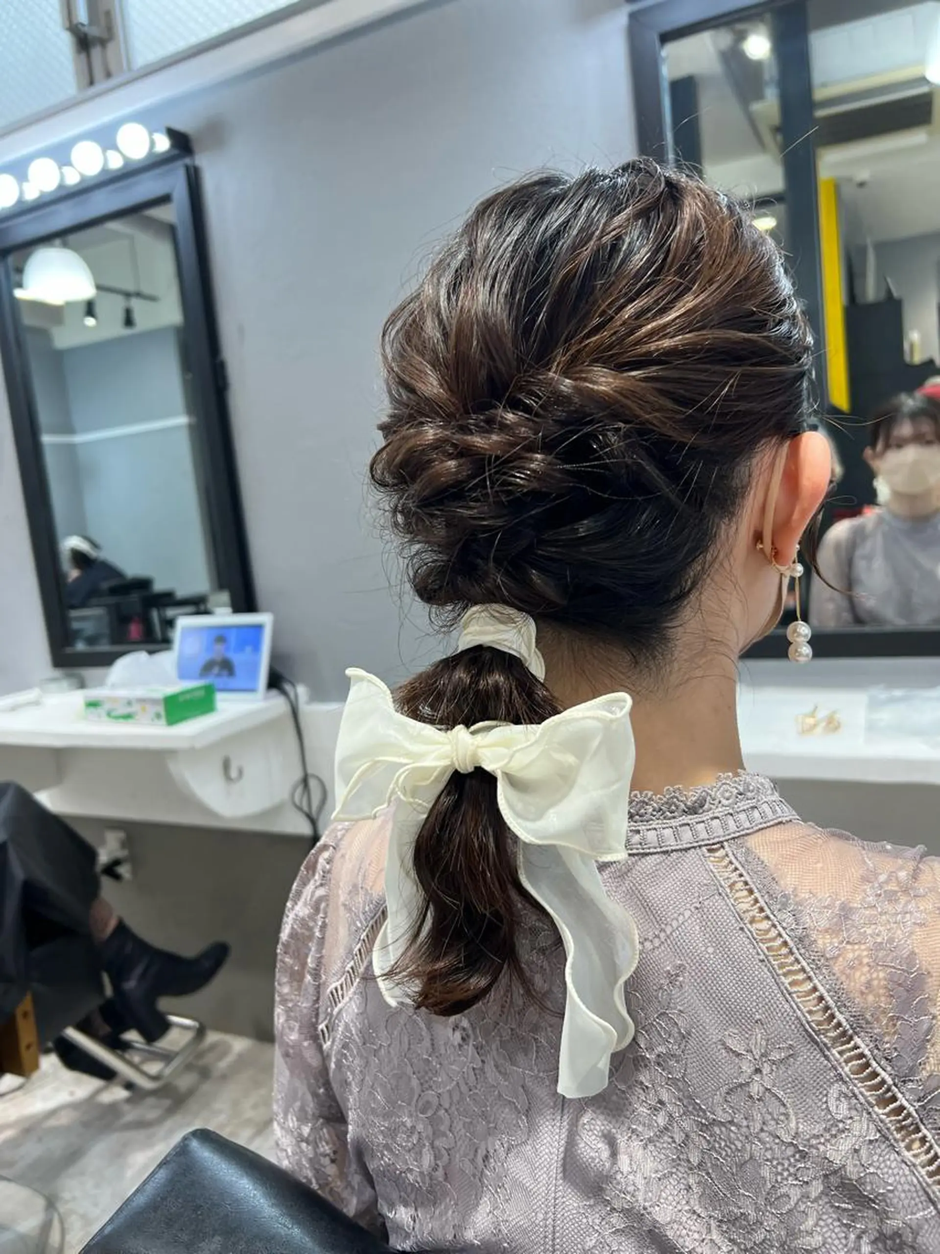 ミディアム maya レイヤーカットのヘアスタイル