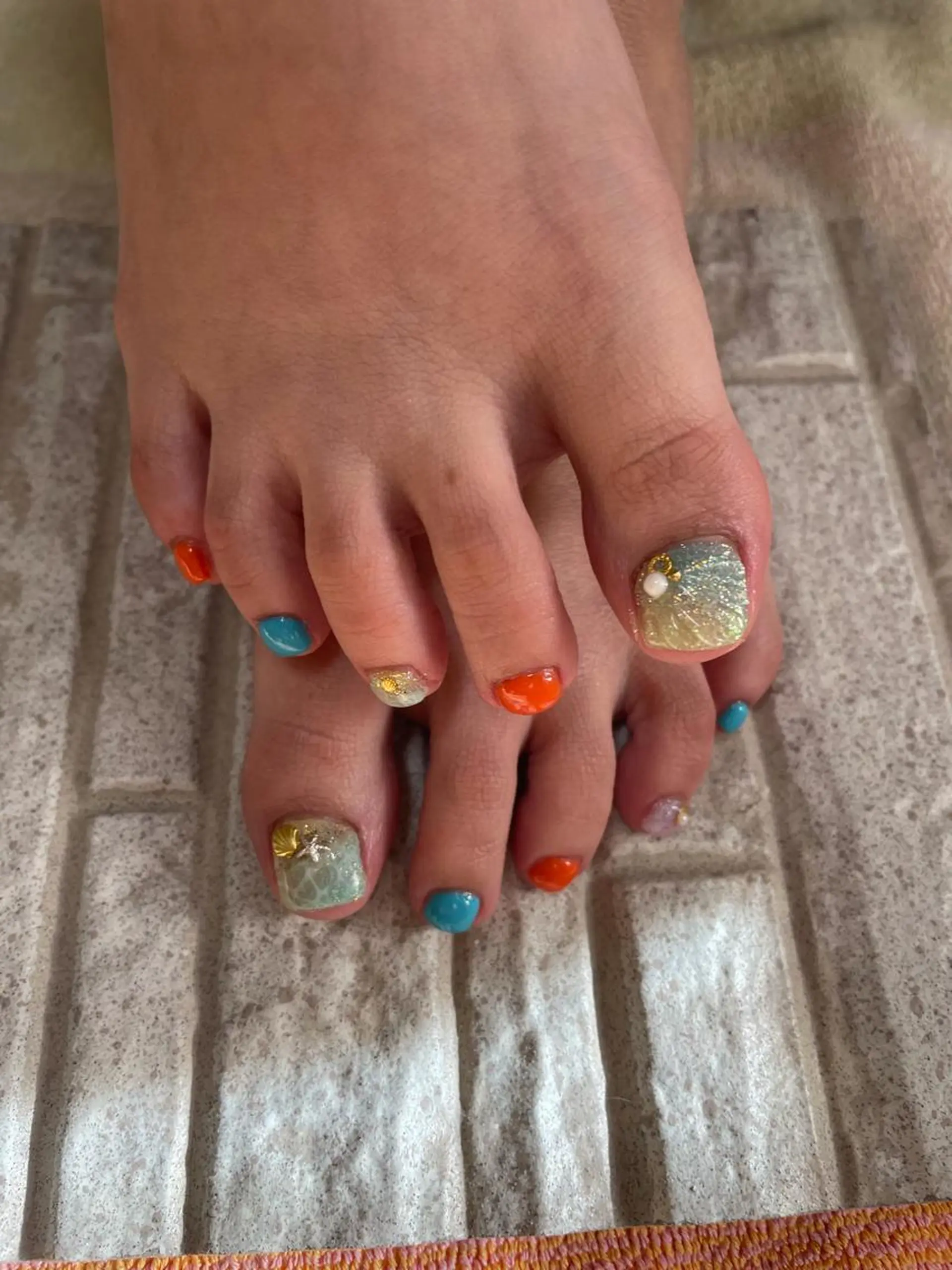 ネイル フットネイル 奥園 良恵のネイルデザイン