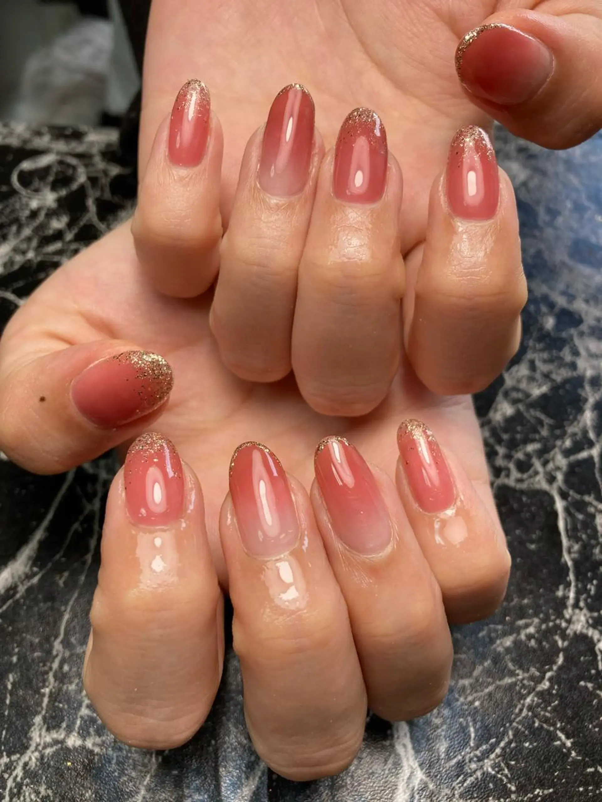 セミロング ネイル ハンドネイル フットネイル ✴︎ Delightのネイルデザイン