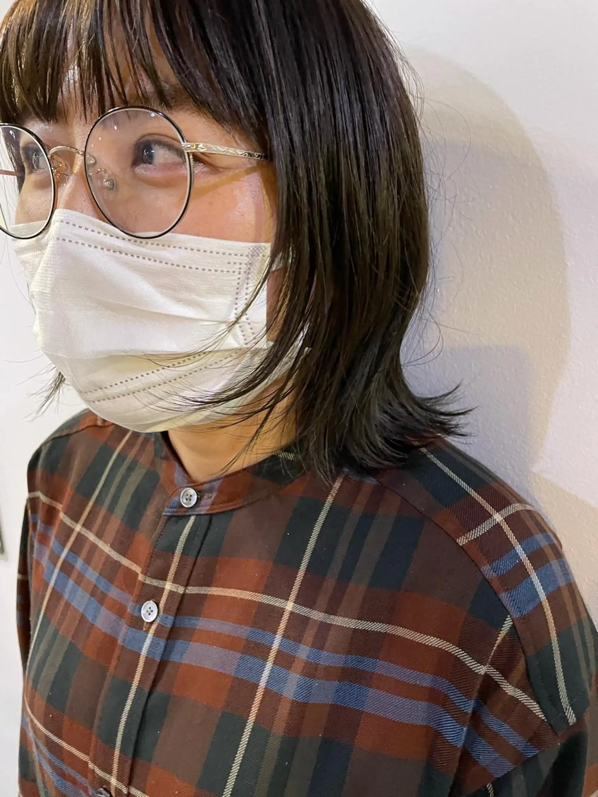 ミディアム カラー silo所属・silo MOKA 顔周りカット🦦のヘアスタイル