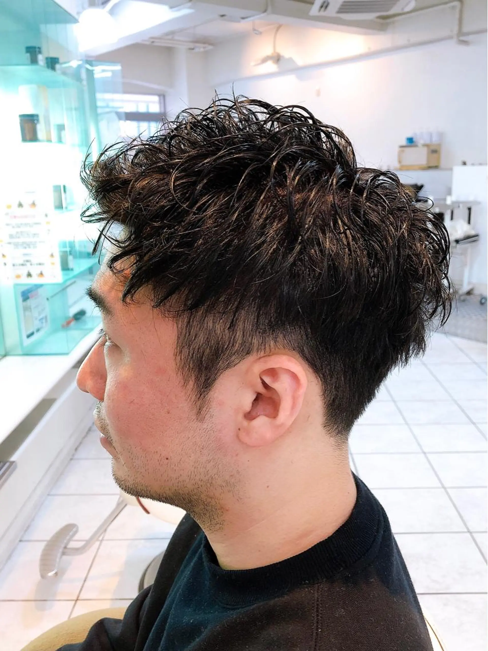 ショート パーマ メンズ 保住 亮太のヘアスタイル