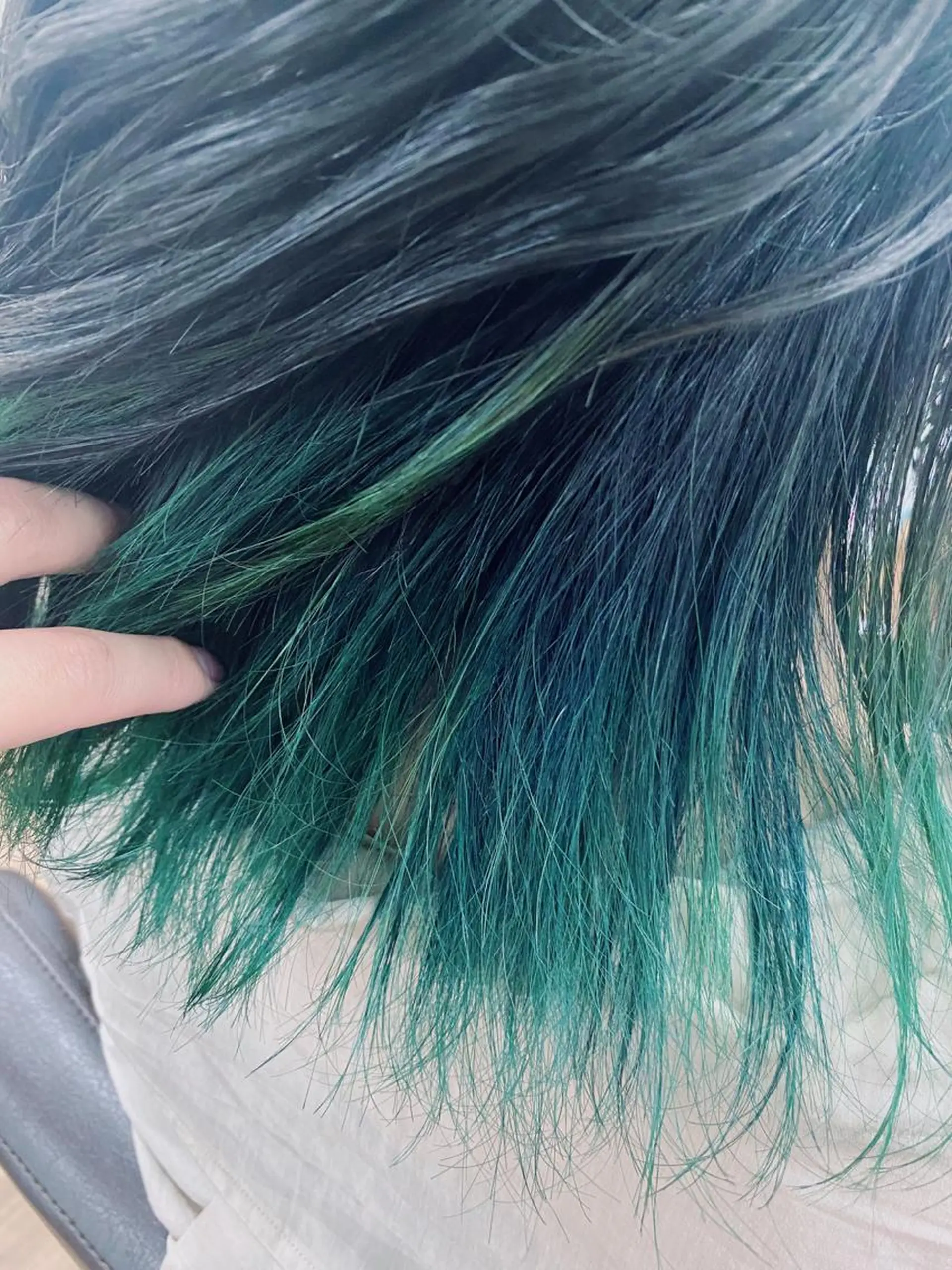 ミディアム カラー beauty salon TRINT トリント所属・森田 滉平のヘアスタイル