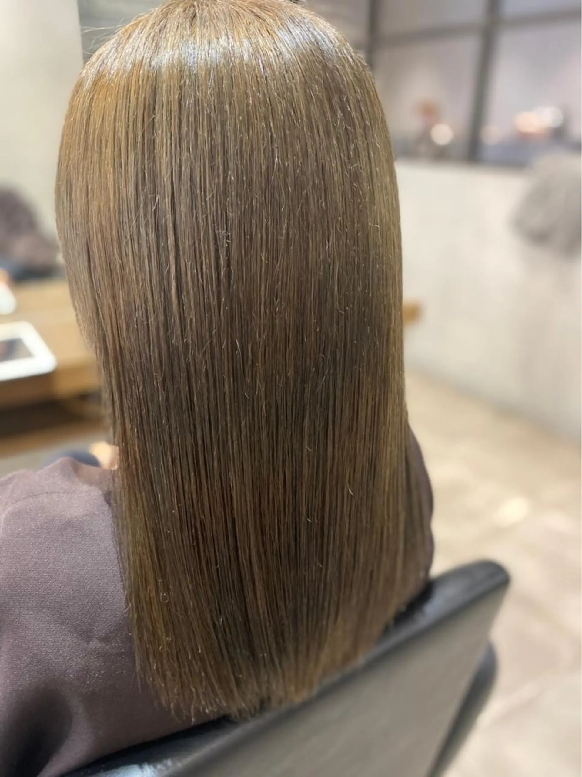 セミロング 小口 晃のヘアスタイル