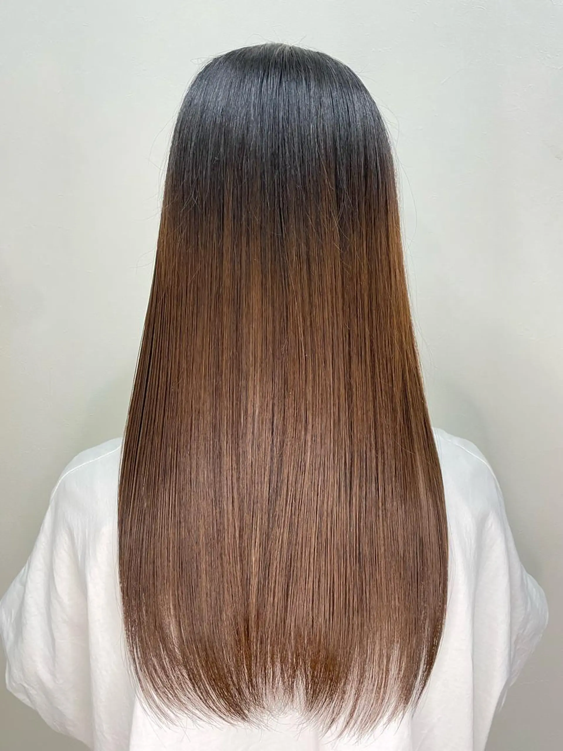 ロング 髪質改善 縮毛矯正 カット トリートメント 市川 舞のヘアスタイル