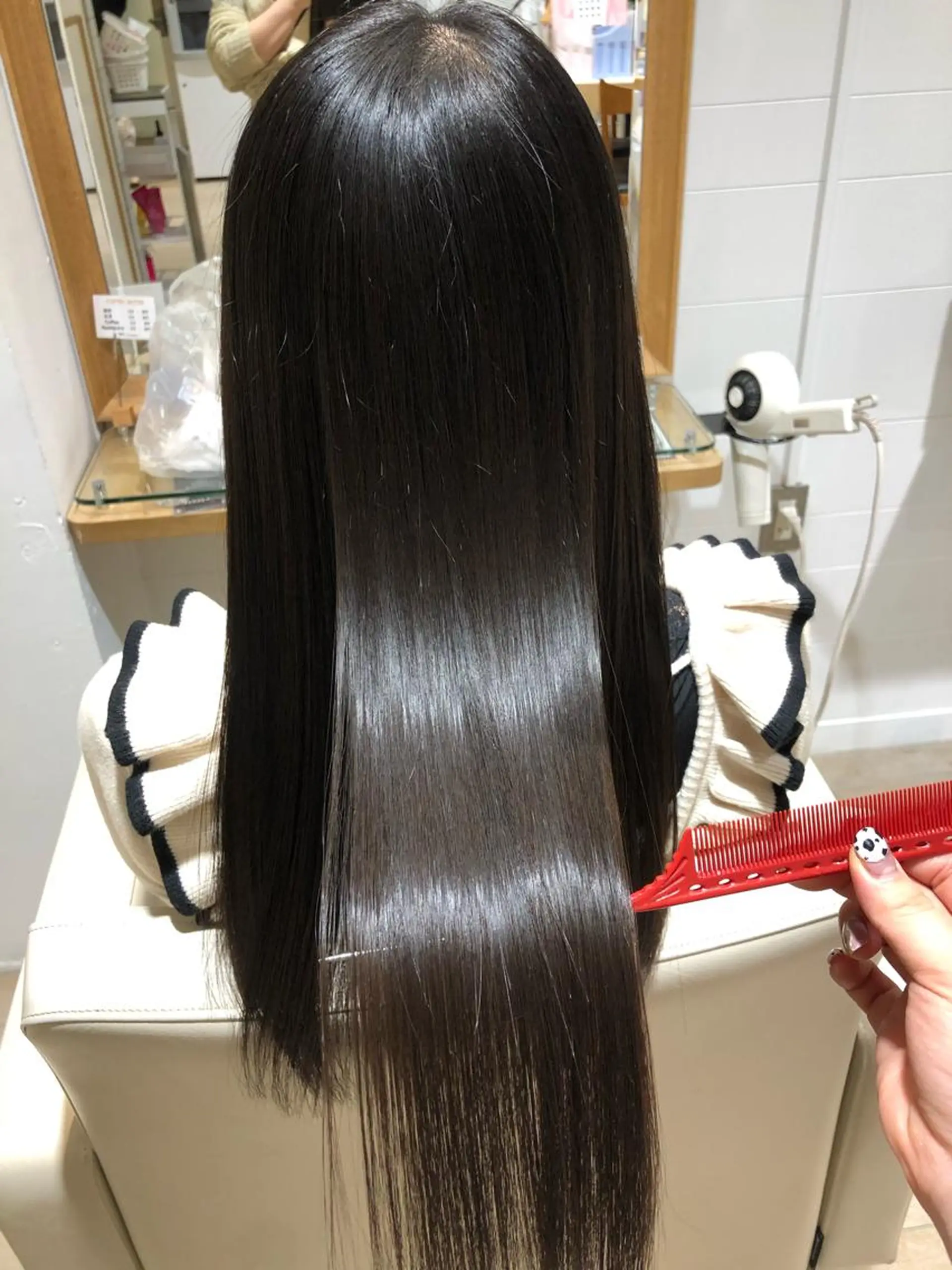 ロング トリートメント まつげ兼任しもさこ 🌟レイヤー得意のヘアスタイル