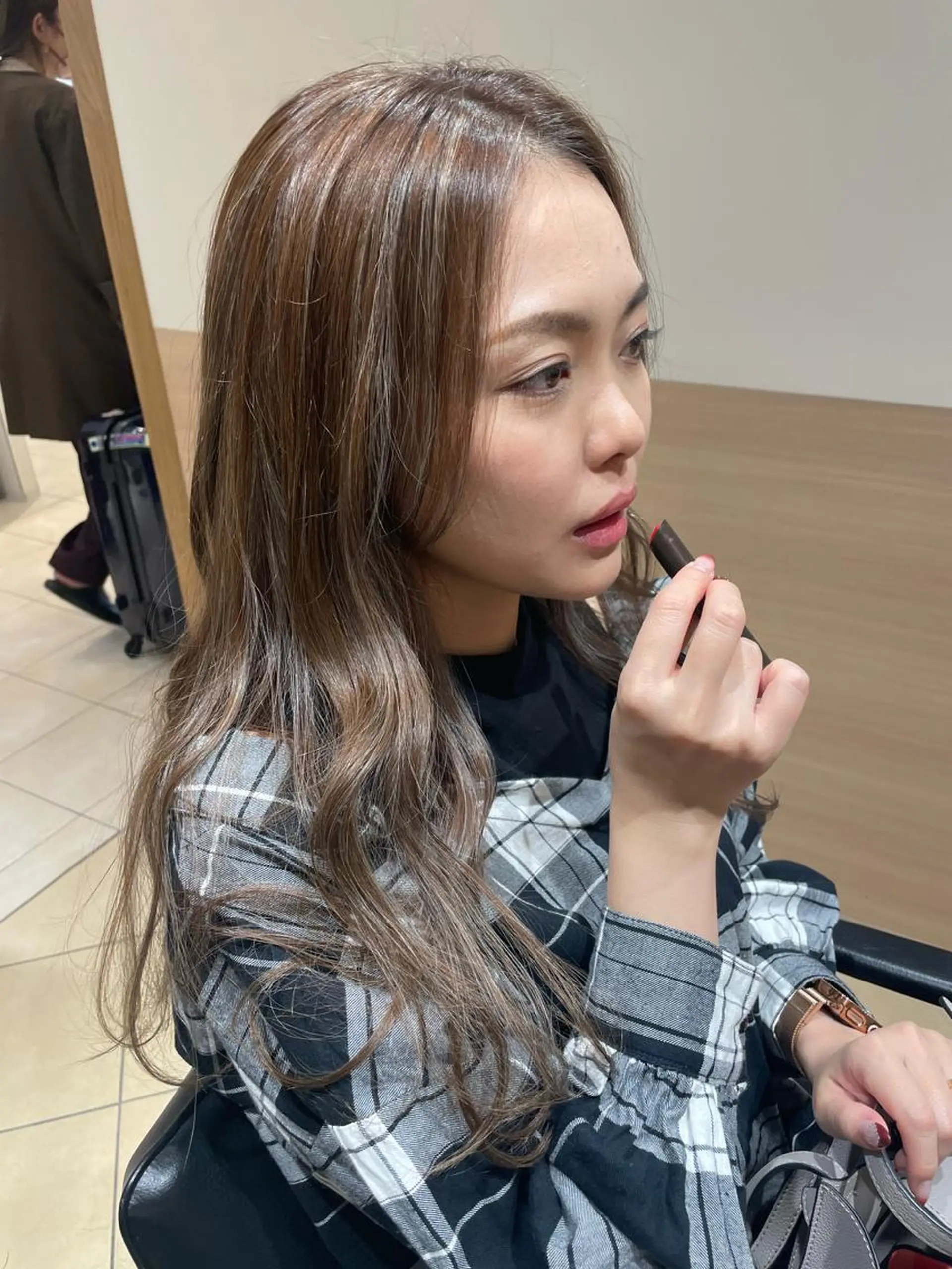 ロング カラー ブリーチ ブラウンカラー ハイライトカラー モカブラウン ナチュラルブラウン ヘアカラー GO TODAY SHAiRE SALON所属・天野 瑠真のヘアスタイル