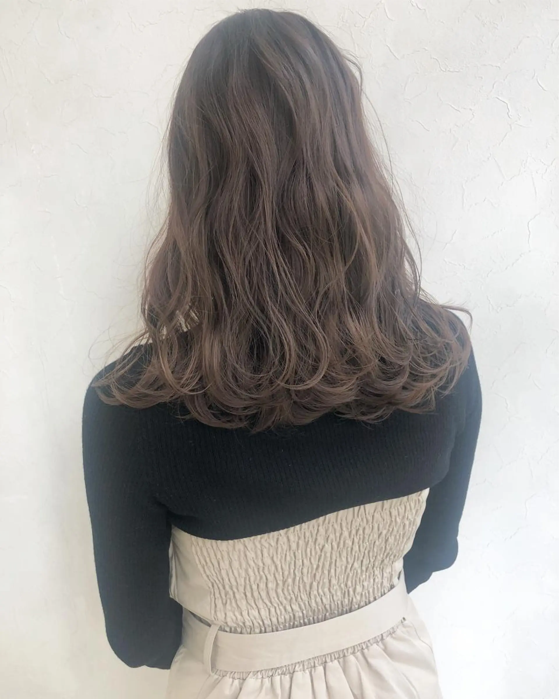 セミロング カラー nakahara madokaのヘアスタイル