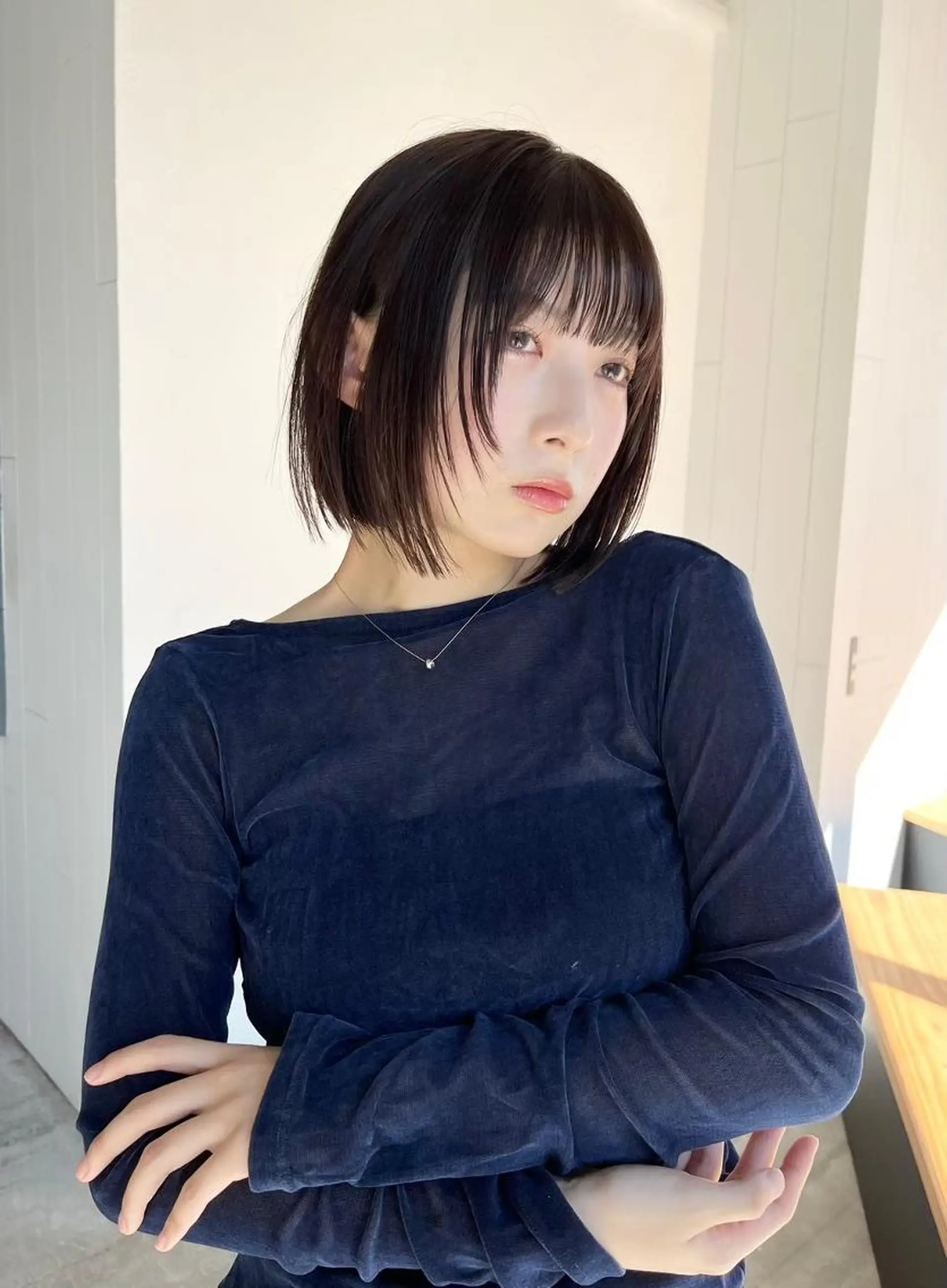 ミディアム カラー パーマ ミディアムパーマ アッシュ バレイヤージュ ベージュカラー ブリーチ カット トリートメント CEINE loqのヘアスタイル