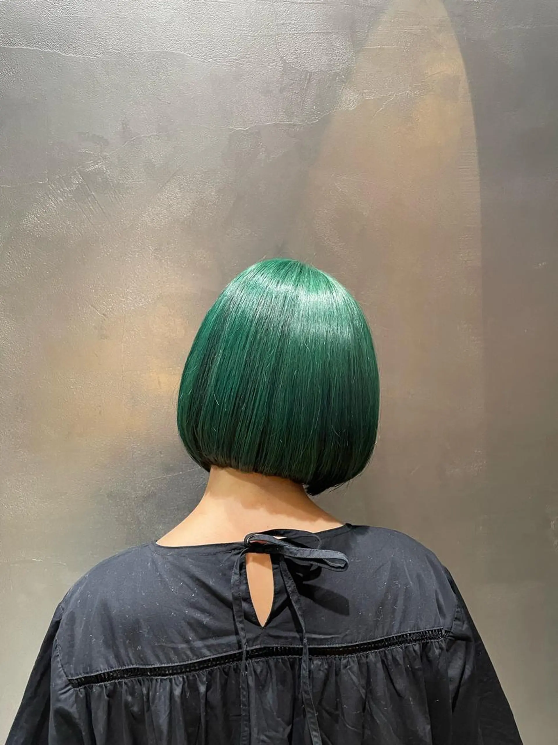 ショート ヘアカラー 上村 颯のヘアスタイル