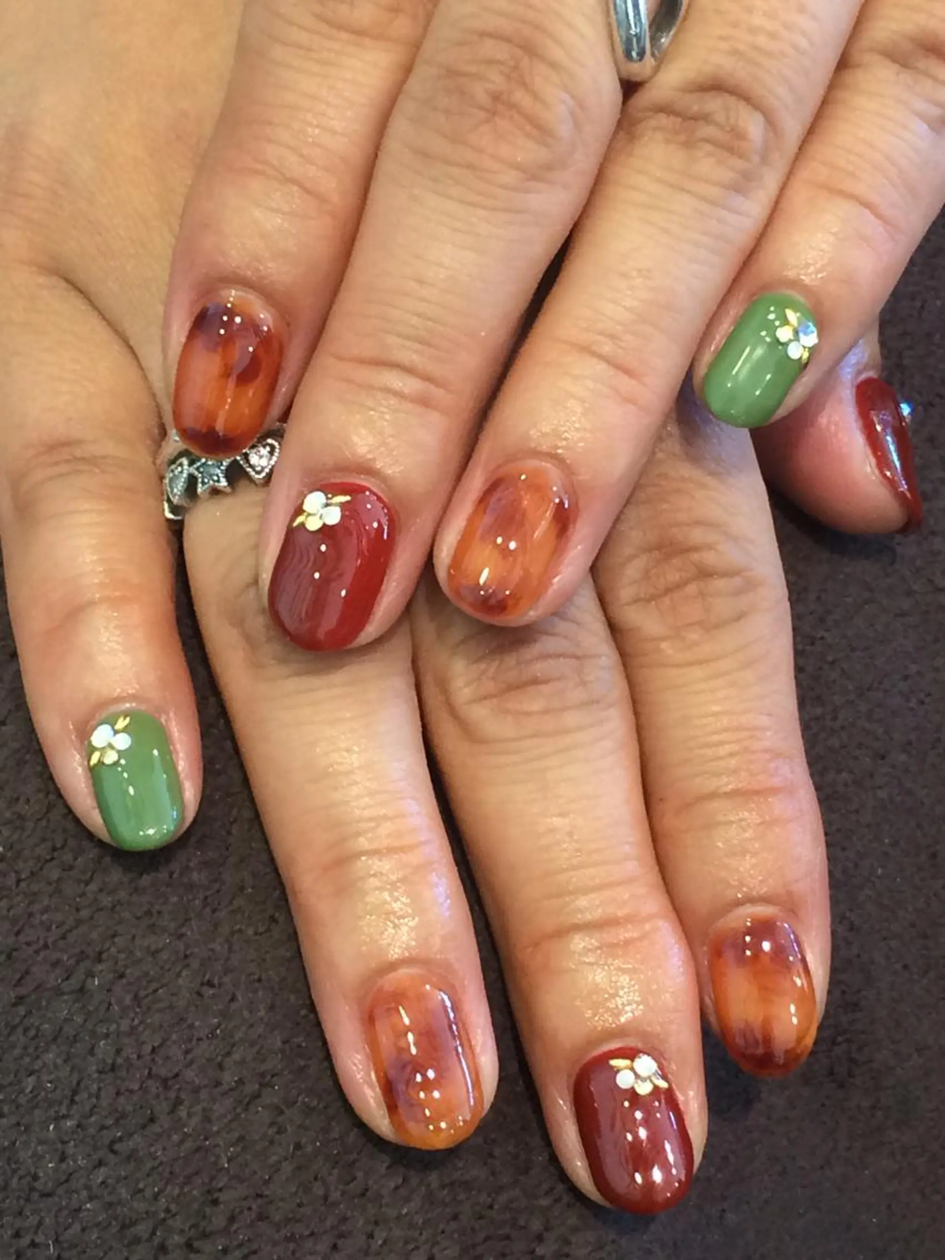 ネイル M nail はやまうららのネイルデザイン