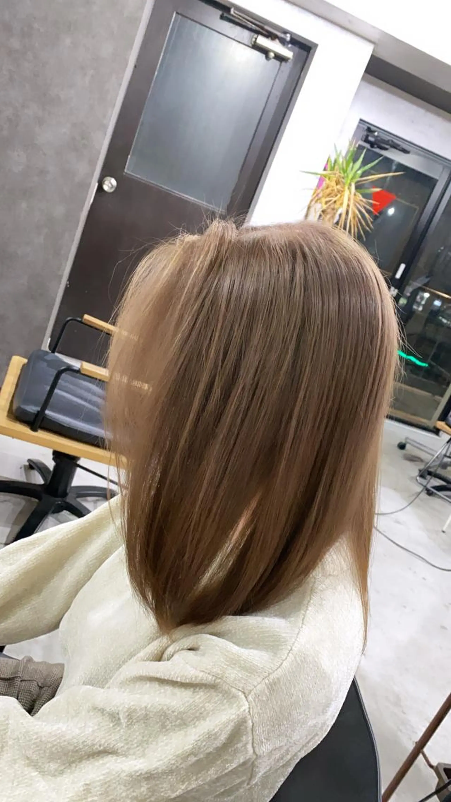 ロング カラー パーマ ヘアアレンジ メンズ キッズ ネイル マツエク・マツパ アイブロウ バイオレットカラー カット ヘアカラー トリートメント ヘッドスパ ヘアセット foi. フォワ所属・🇰🇷韓国トレンド ヘア🇰🇷高田のヘアスタイル