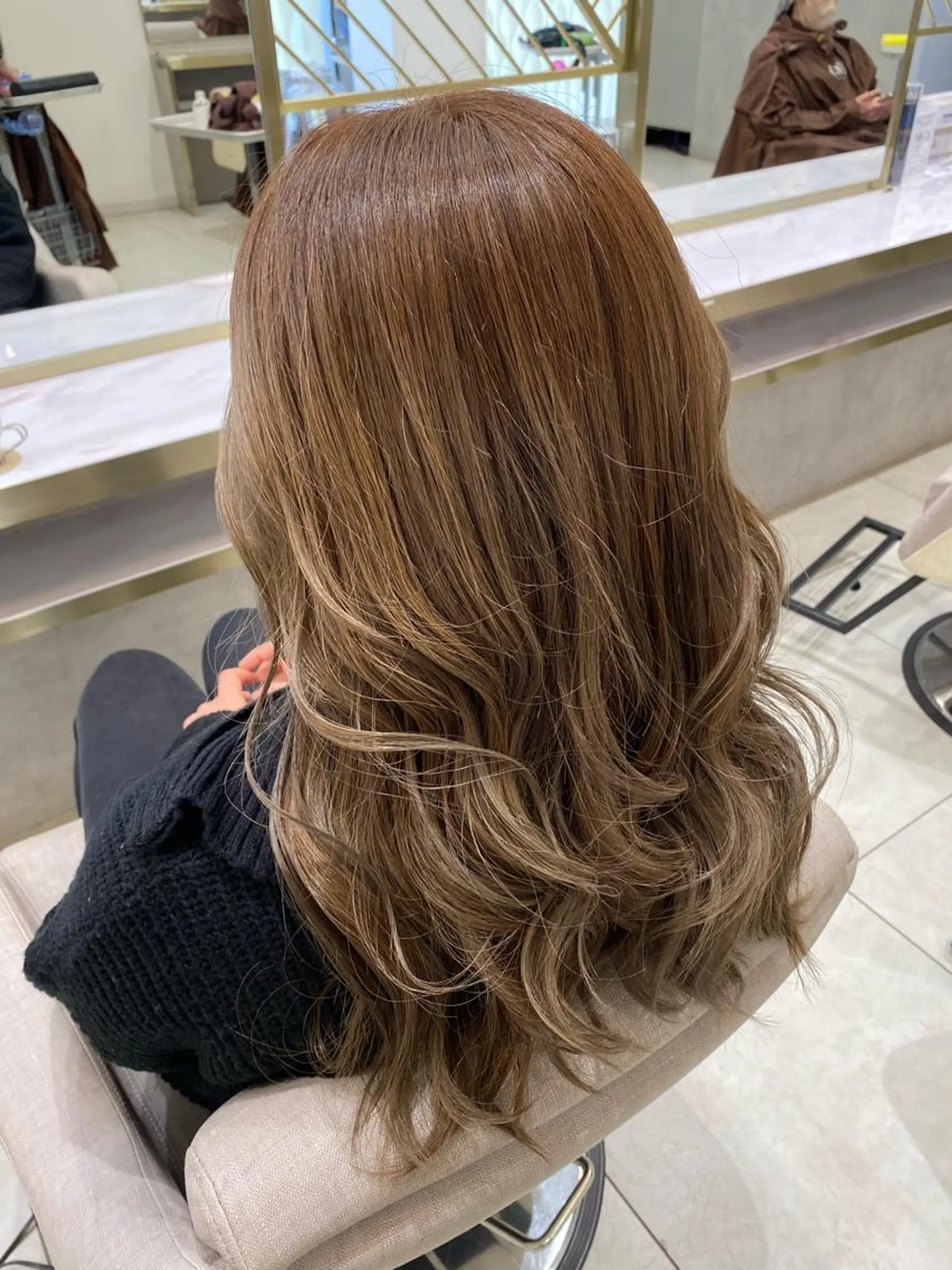 セミロング カラー ヘアアレンジ 渡辺　亮/ 白髪ぼかし/髪質改善のヘアスタイル