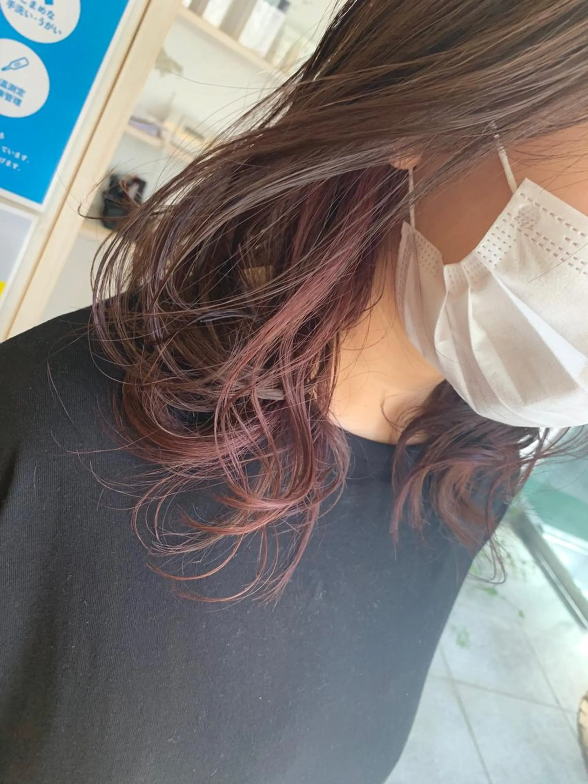 セミロング カラー fio マナミのヘアスタイル