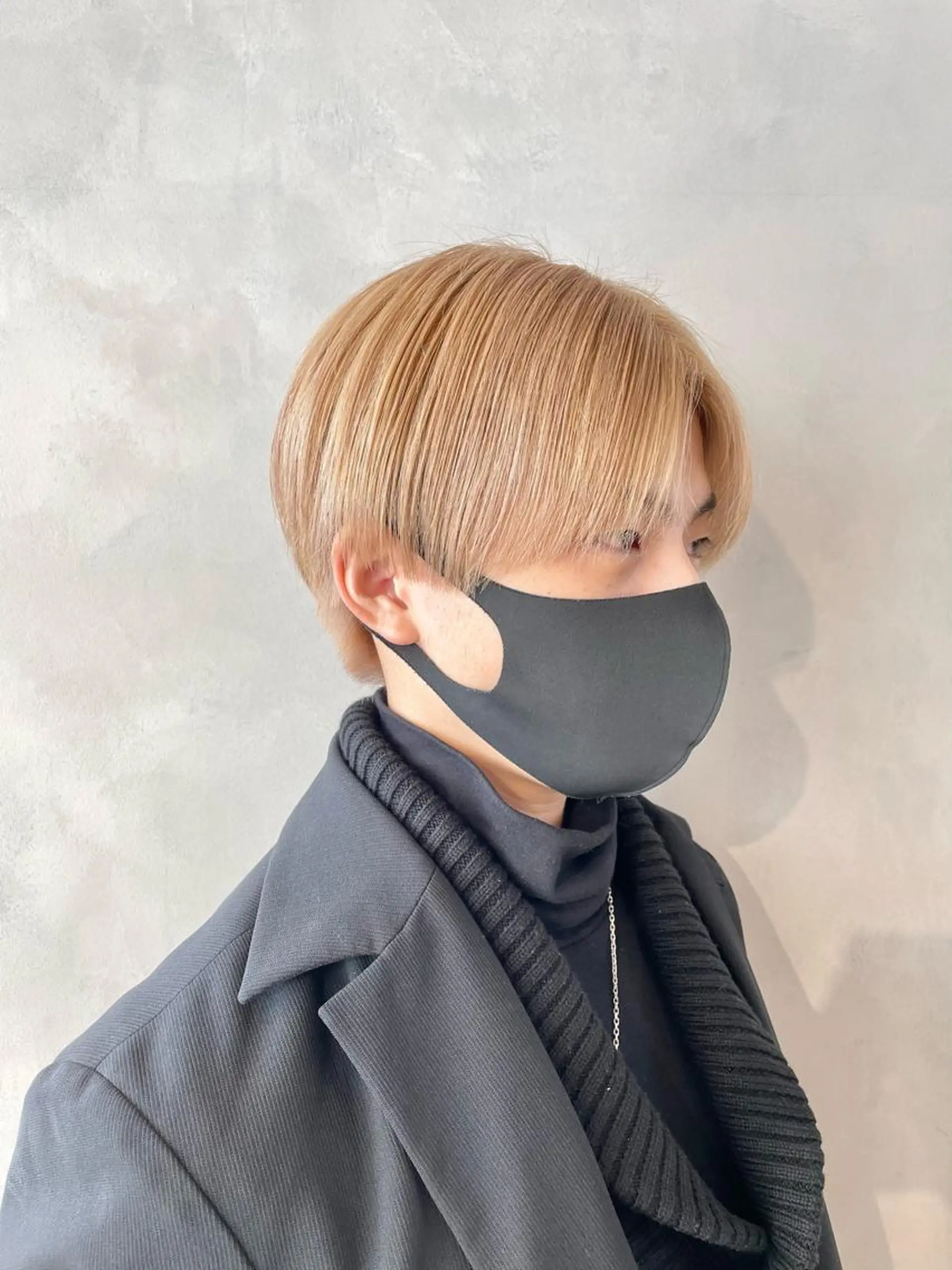 ショート カラー ベージュカラー ホワイトベージュ ブロンド・ハイトーン ／遠藤将太のヘアスタイル