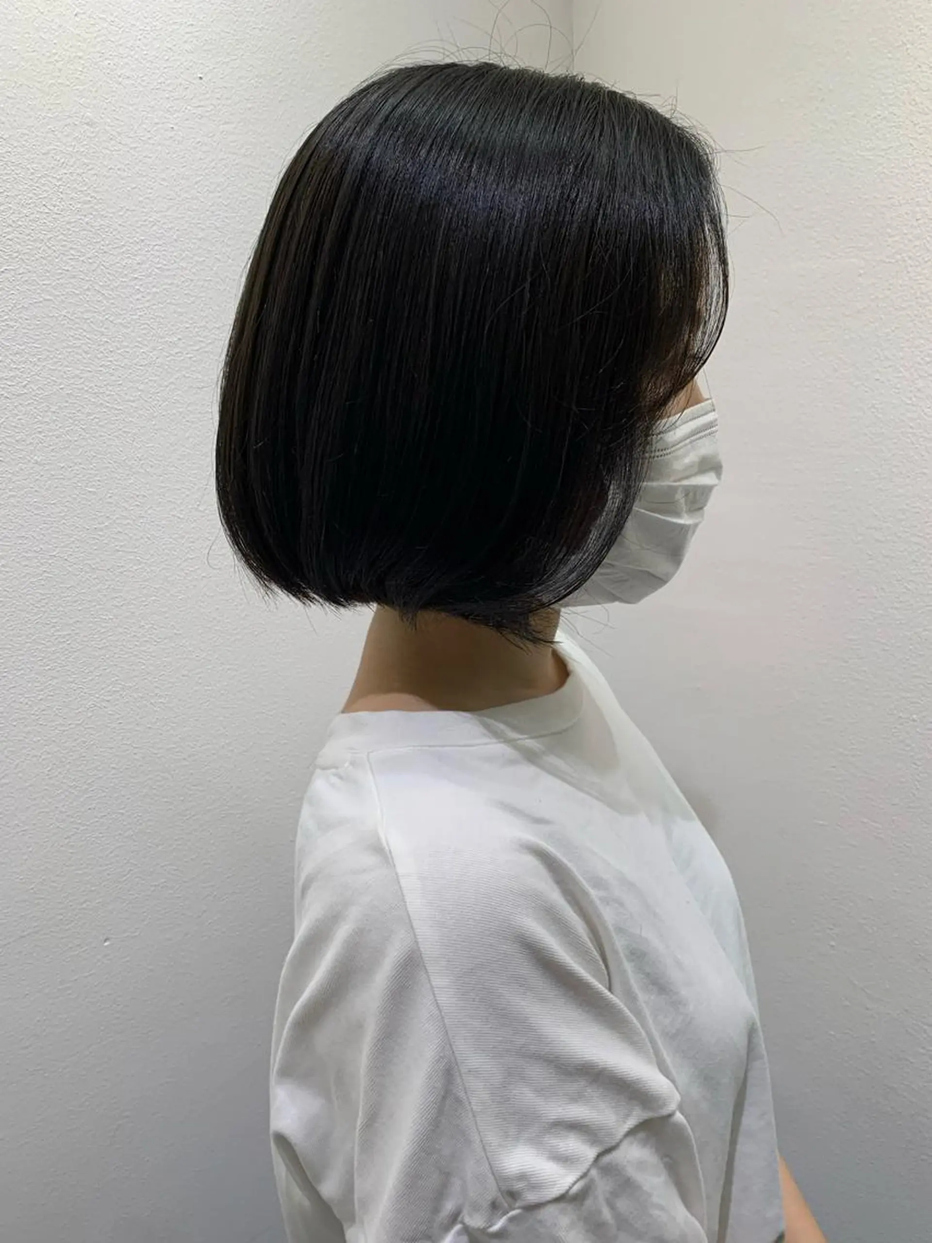 ショート ケアブリーチ/ili 村上佳那多のヘアスタイル