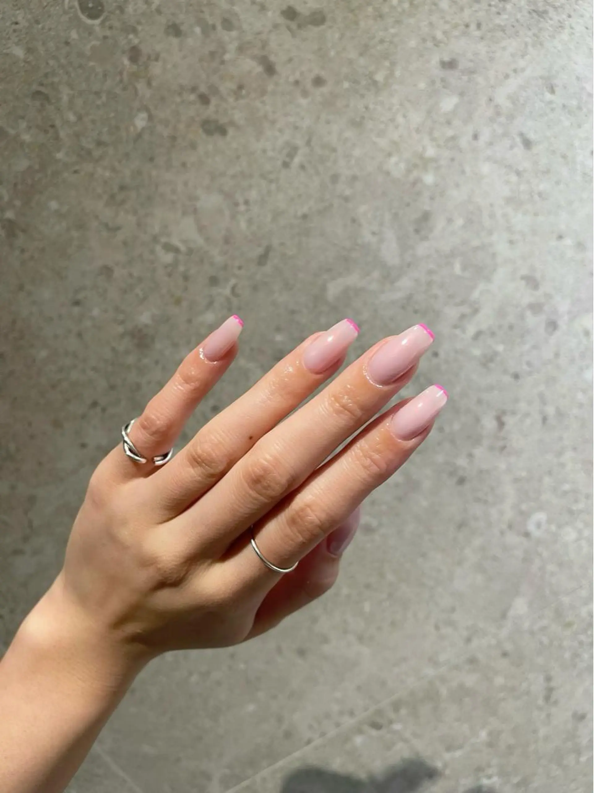 ネイル ハンドネイル esby Loely MIZUKIのネイルデザイン