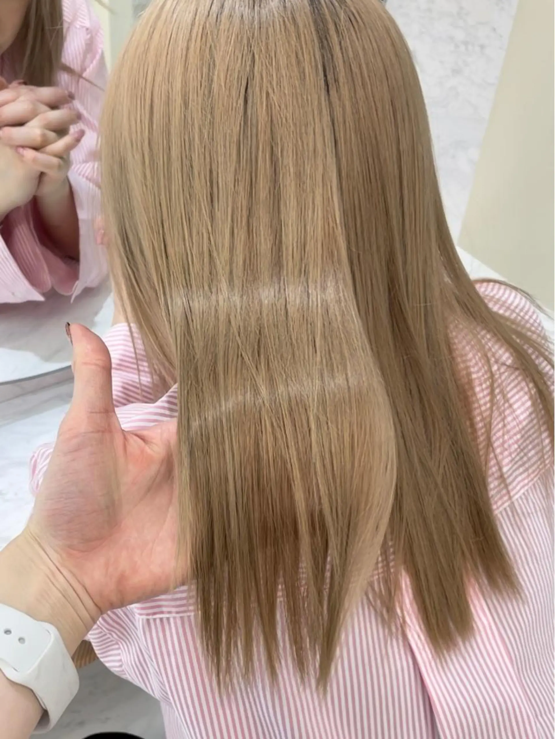 セミロング カラー ヘアアレンジ maoブリーチ無し 似合わせカラーのヘアスタイル