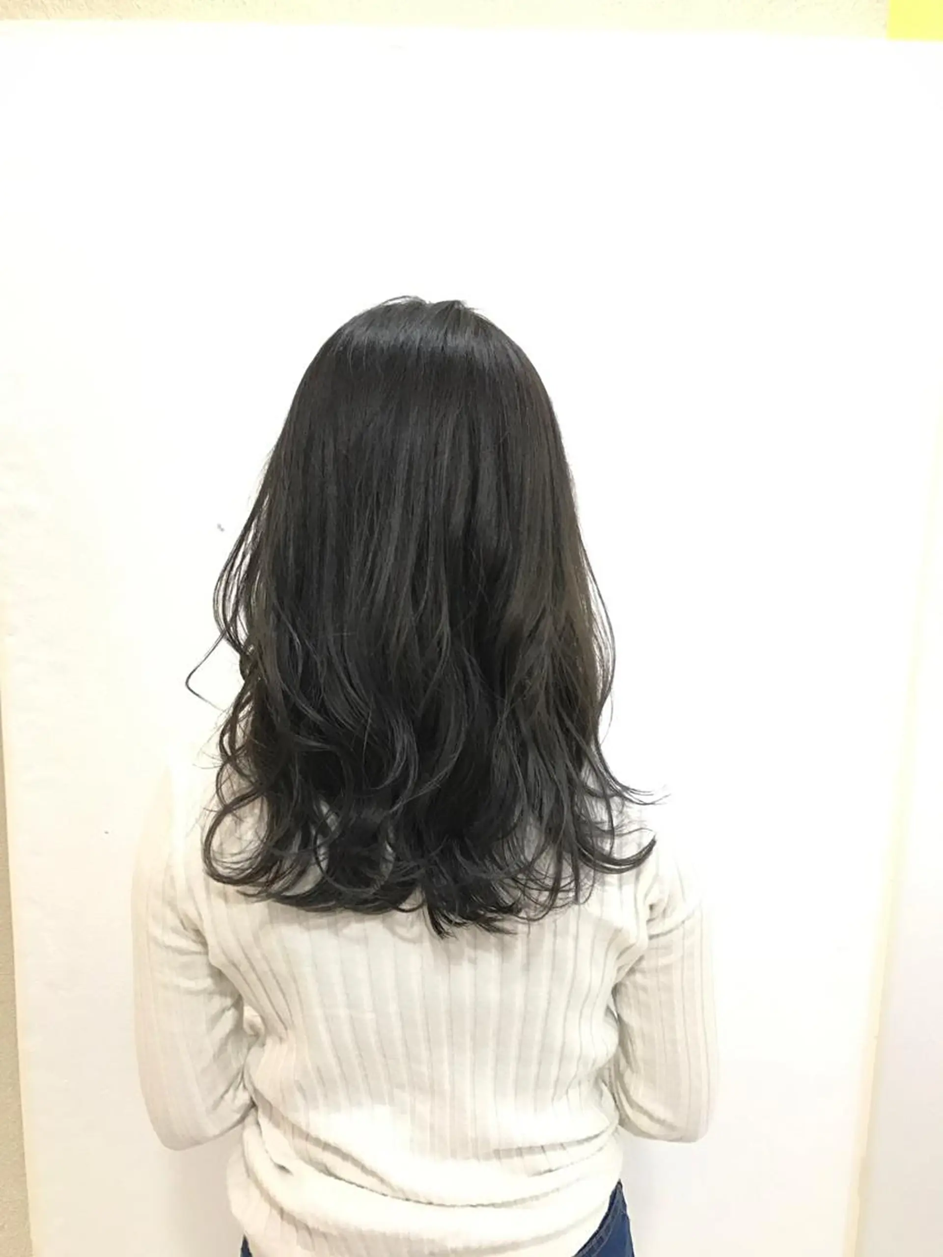 セミロング カラー 髪質改善特化サロン ICONIQ天神店のヘアスタイル