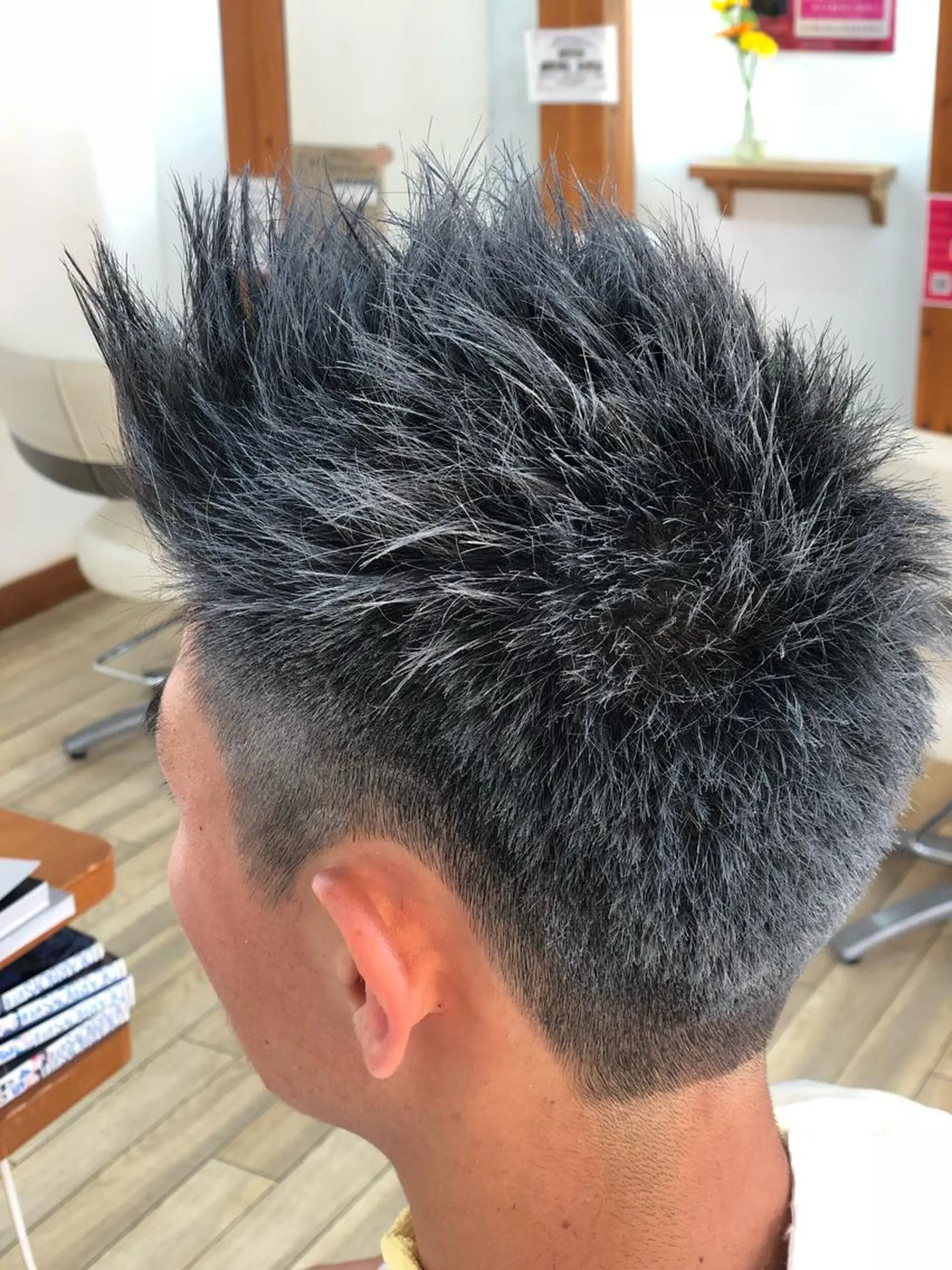 ショート メンズ Snaly カラー特化ページのヘアスタイル