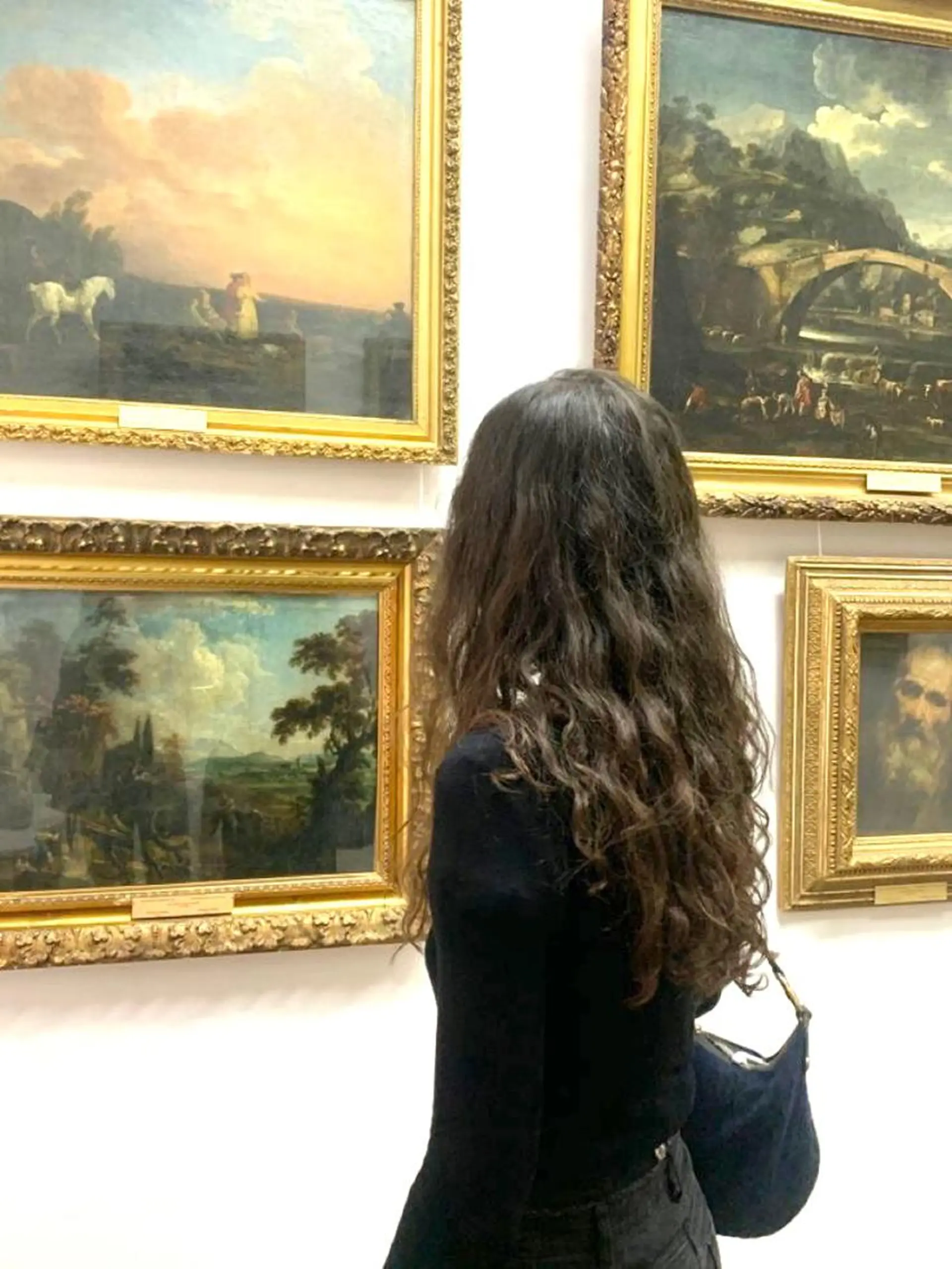 ロング パーマ 韓国ナチュラル・ ベージュ/落合夏希のヘアスタイル