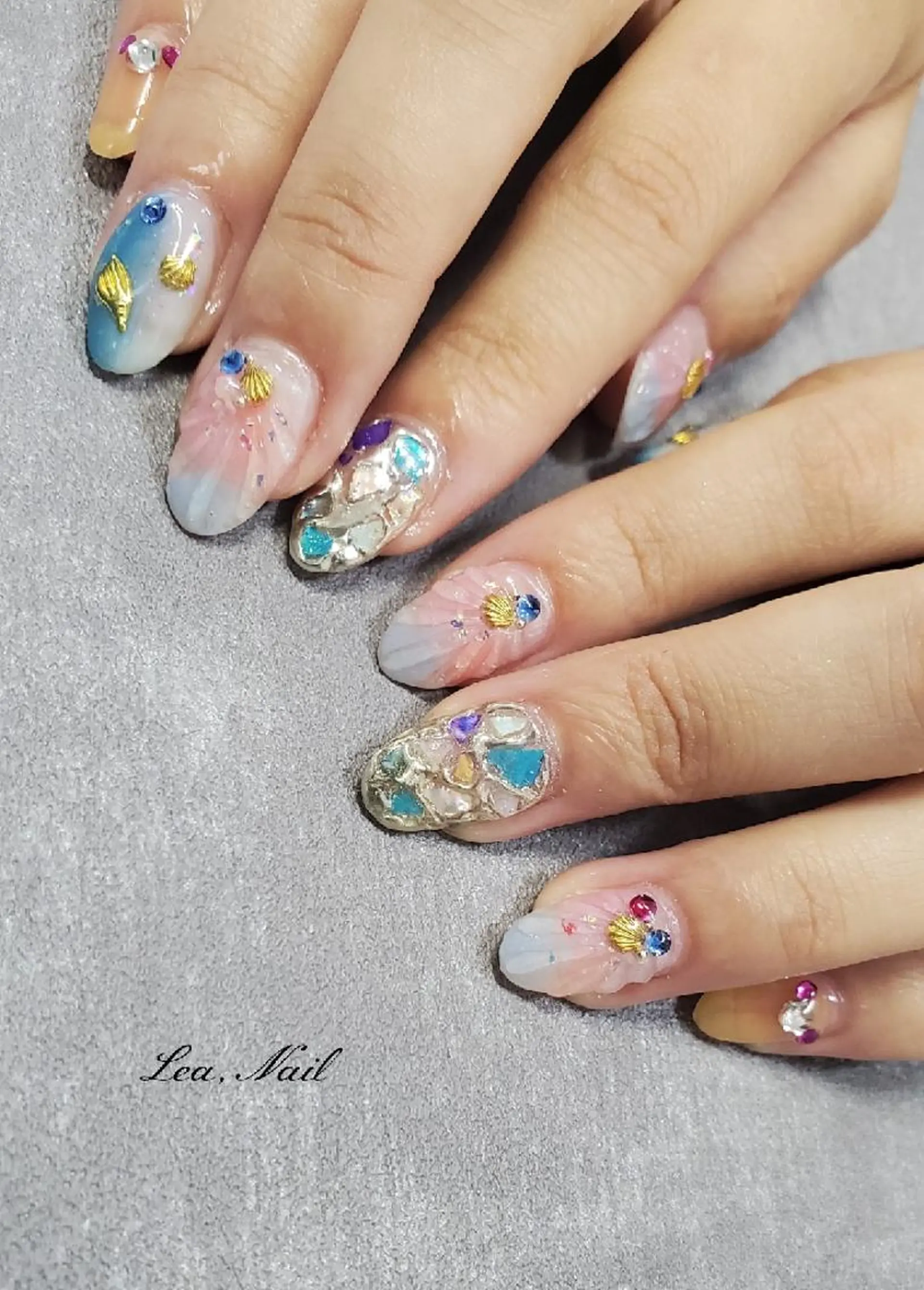 ネイル Lea,Nail所属・松橋 愛のネイルデザイン