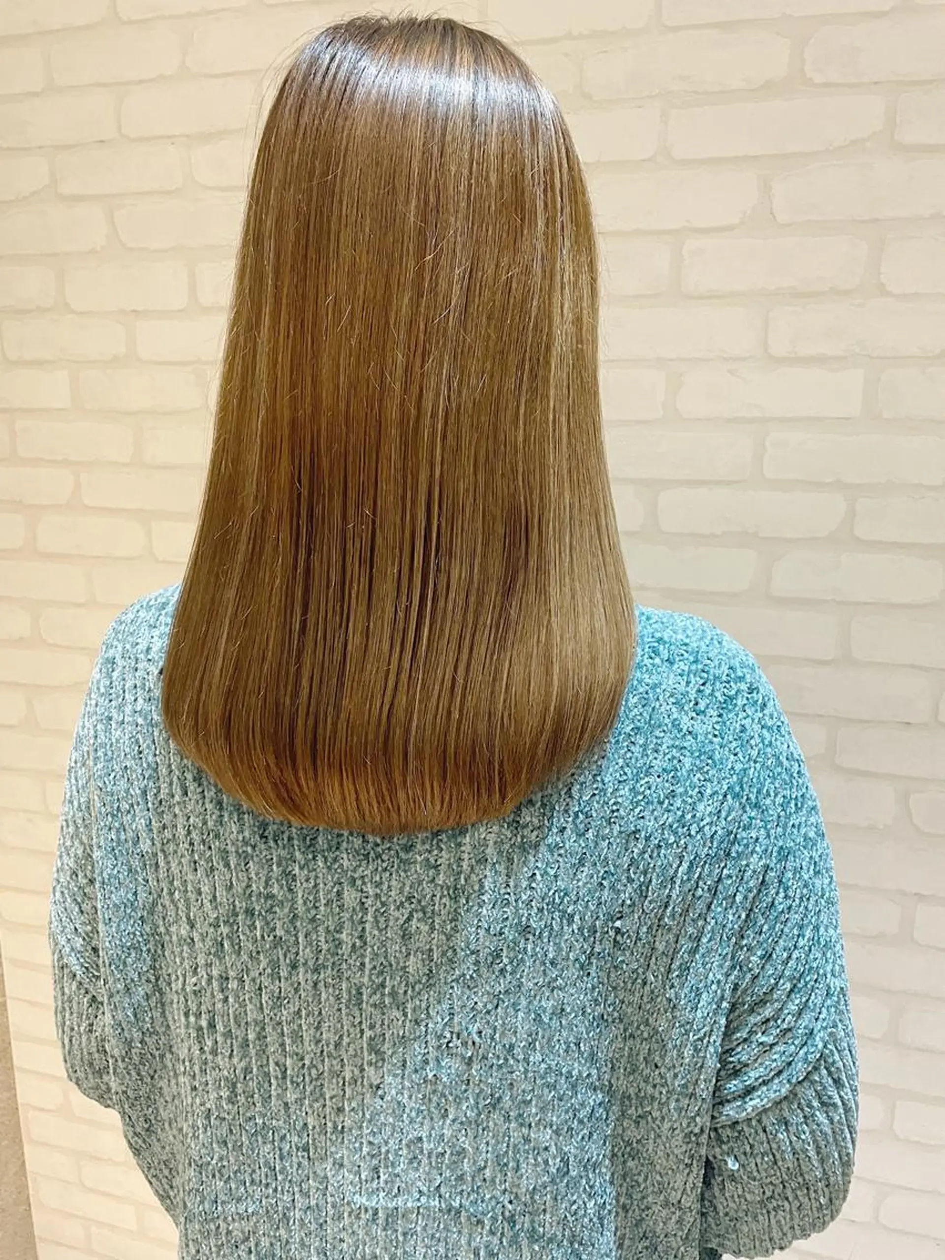 セミロング カラー ケアブリーチ /髪質 改善/古橋圭史郎のヘアスタイル