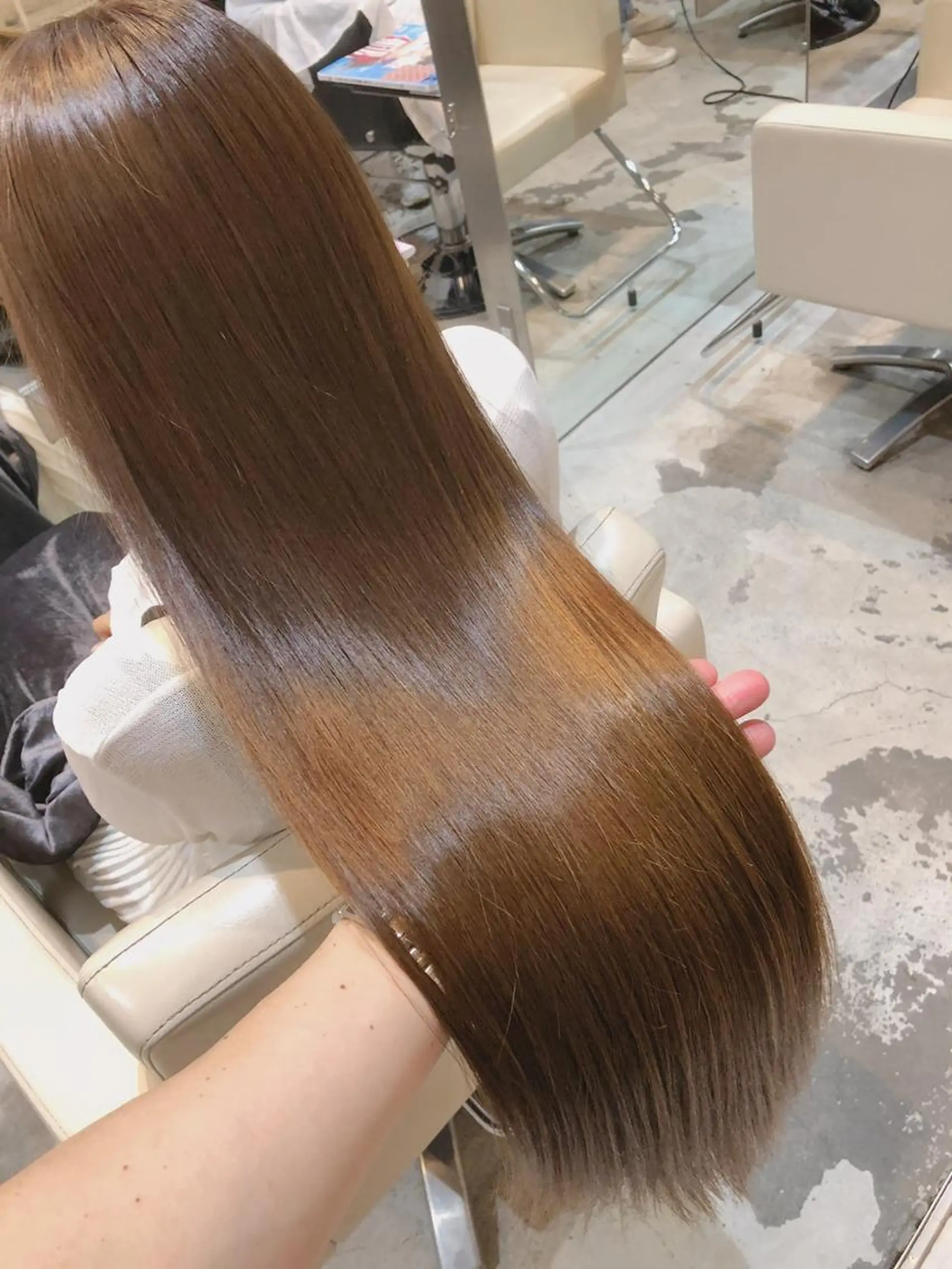 ロング カラー パーマ ベージュカラー 縮毛矯正 山本翔一郎 韓国顔周りレイヤーのヘアスタイル