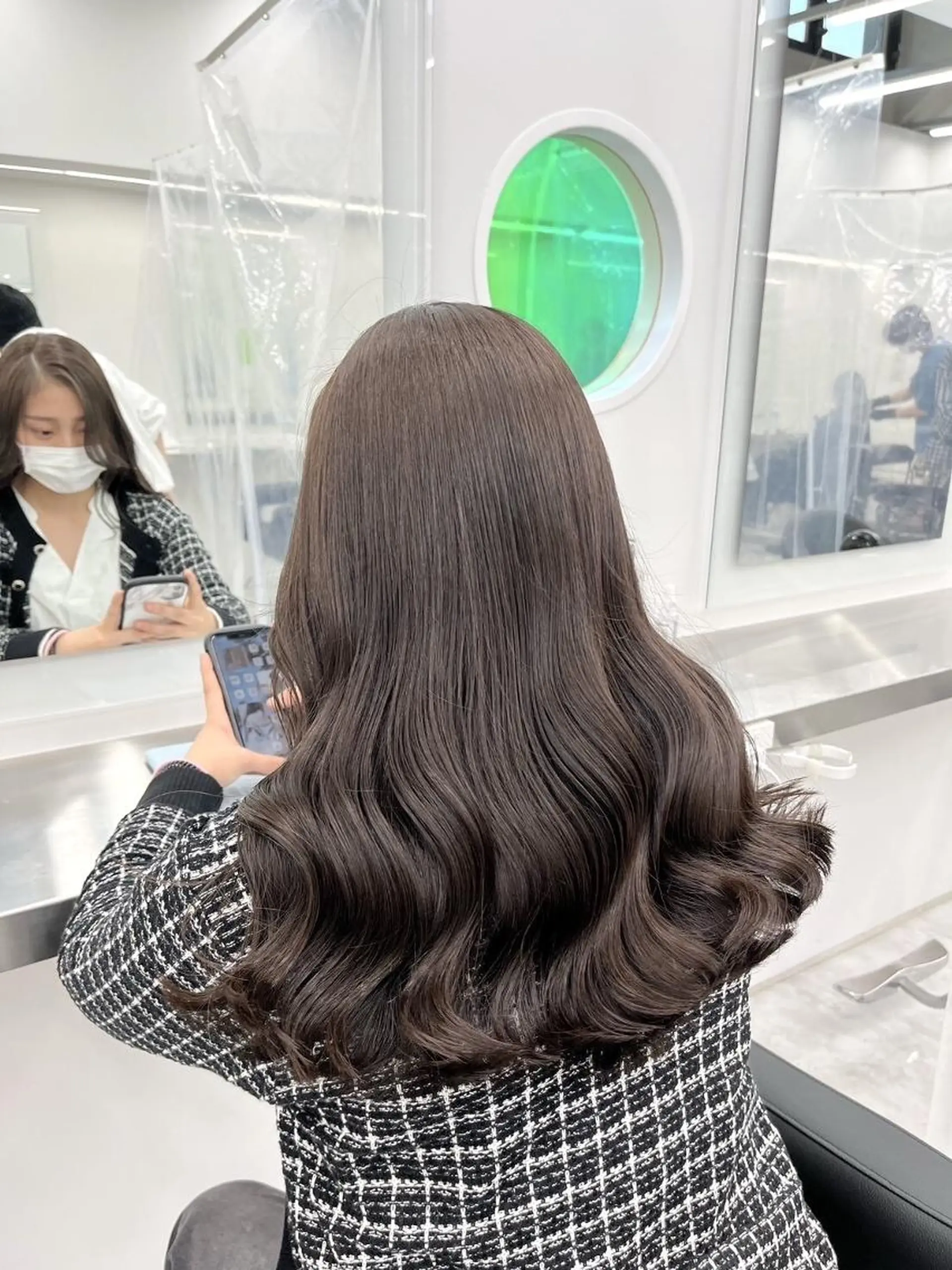 ロング カラー 赤み消し韓国ヘア レイヤー縮毛🤍渡邉のヘアスタイル