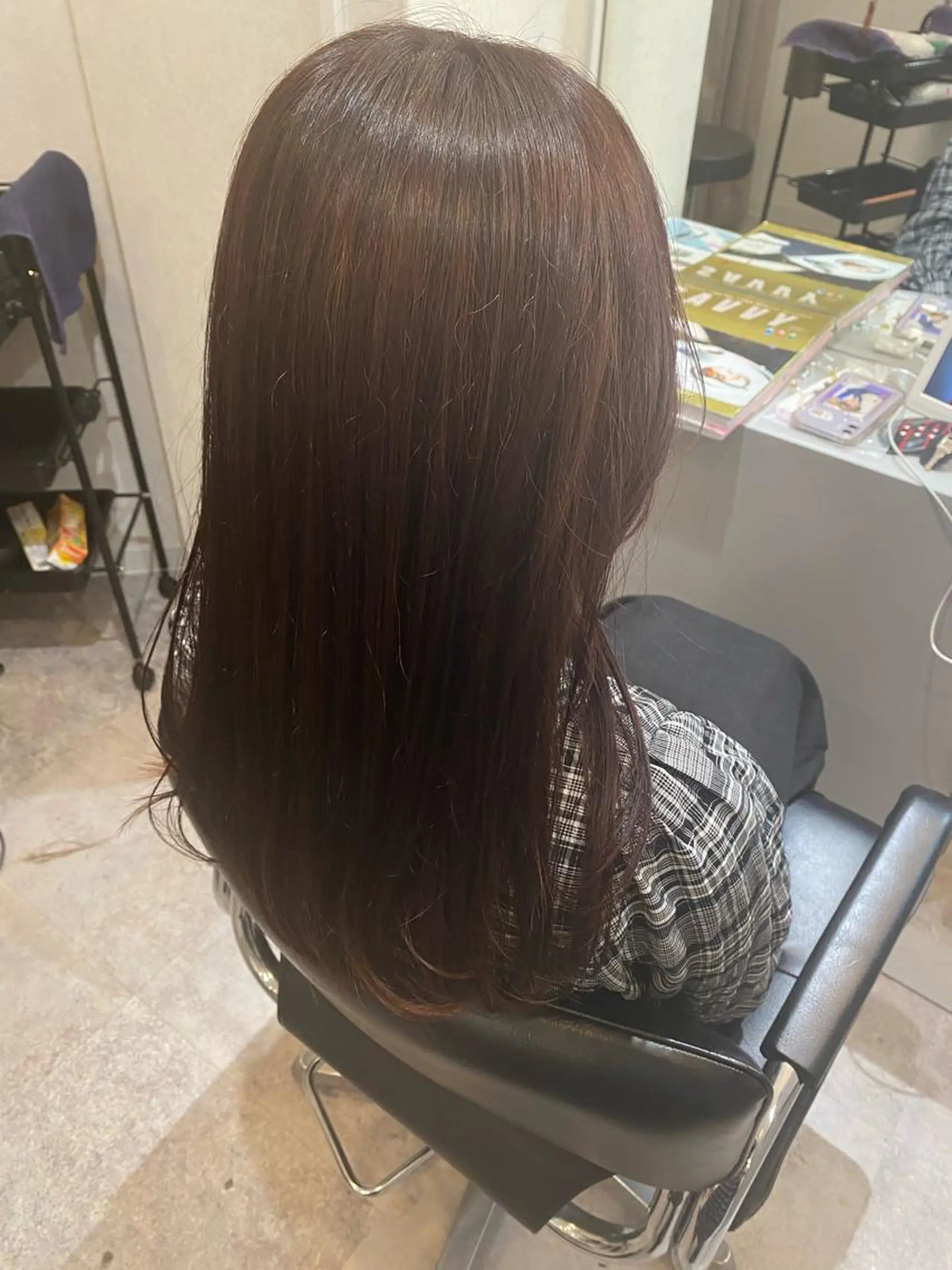 セミロング 艶カラー🫧髪質改善 Bonheur辻結凪のヘアスタイル