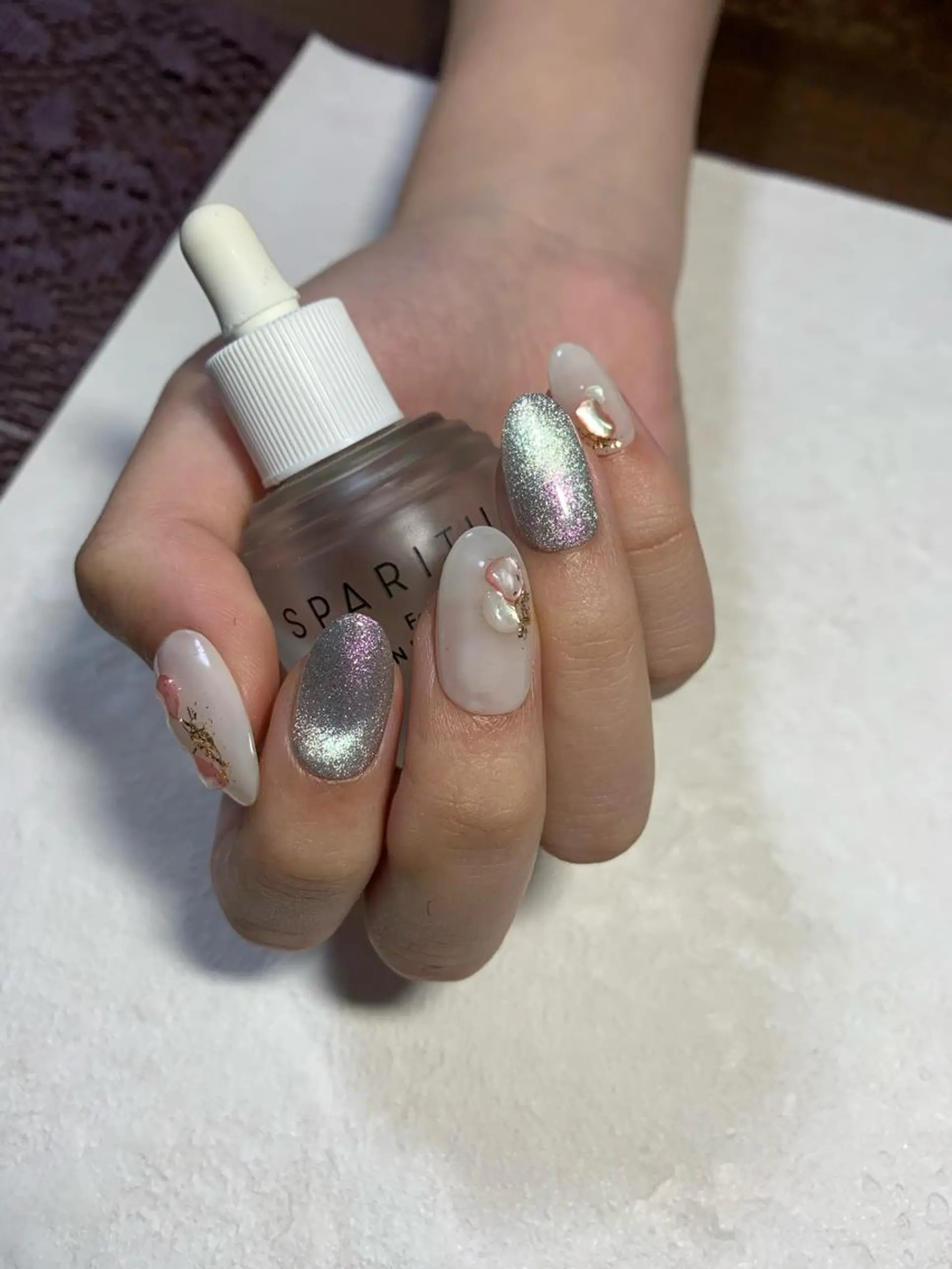 ネイル 藤山 香奈のネイルデザイン