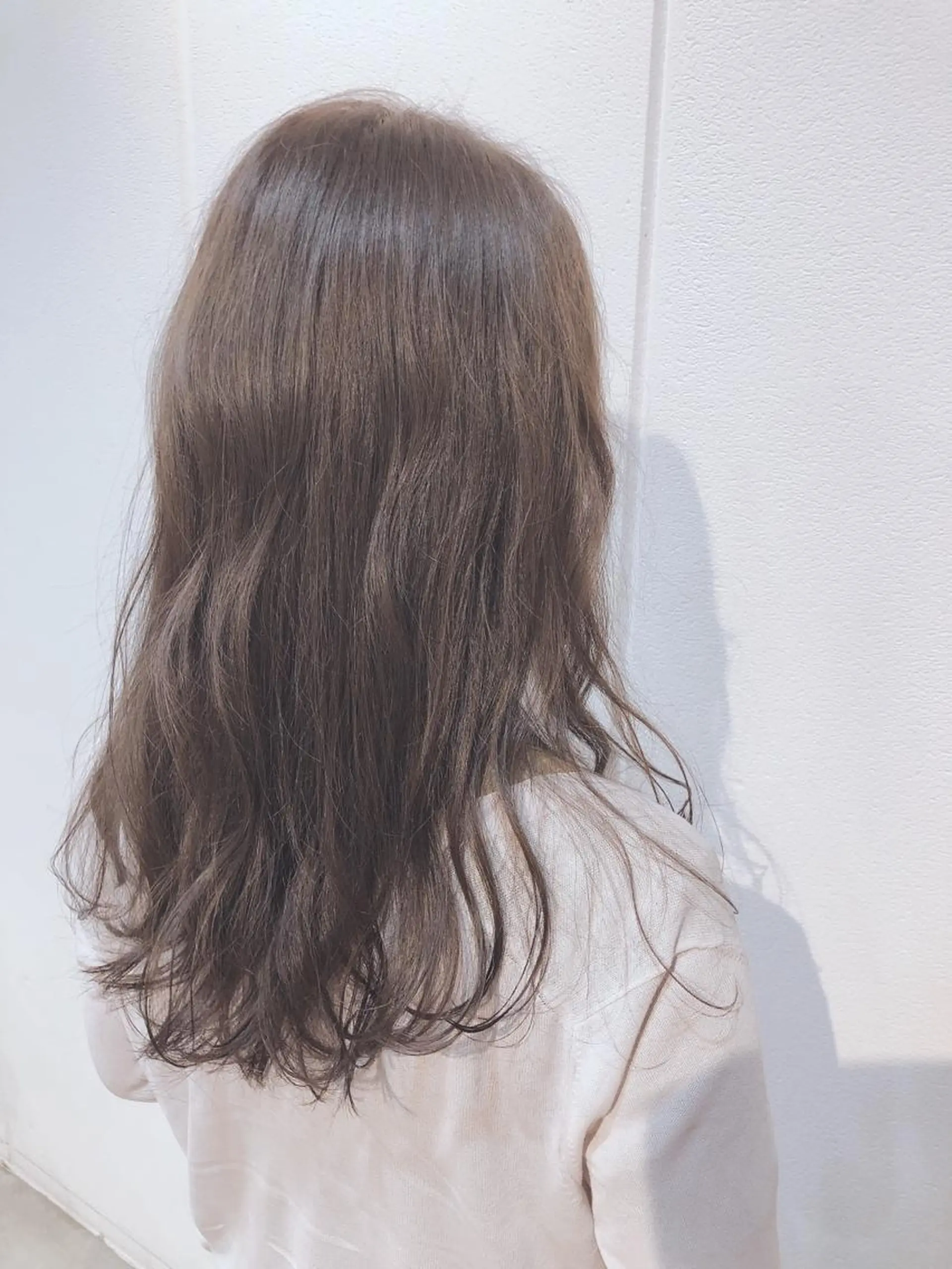 ミディアム カラー CheRiR【シェリール】所属・cherir髪質改善 パーソナルカラー診断のヘアスタイル