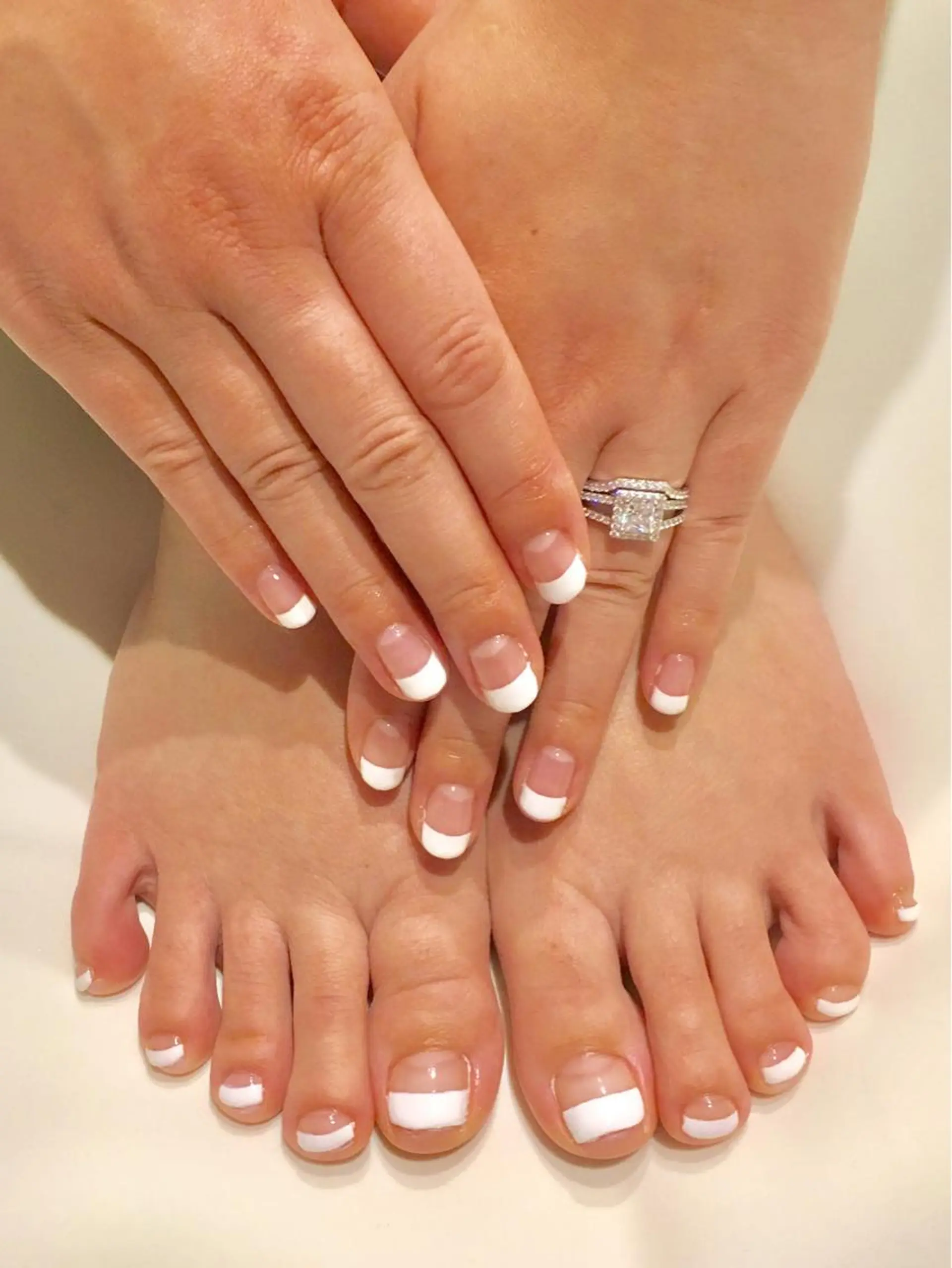 ネイル フットネイル フレンチネイル KaHaNa nail salonのネイルデザイン