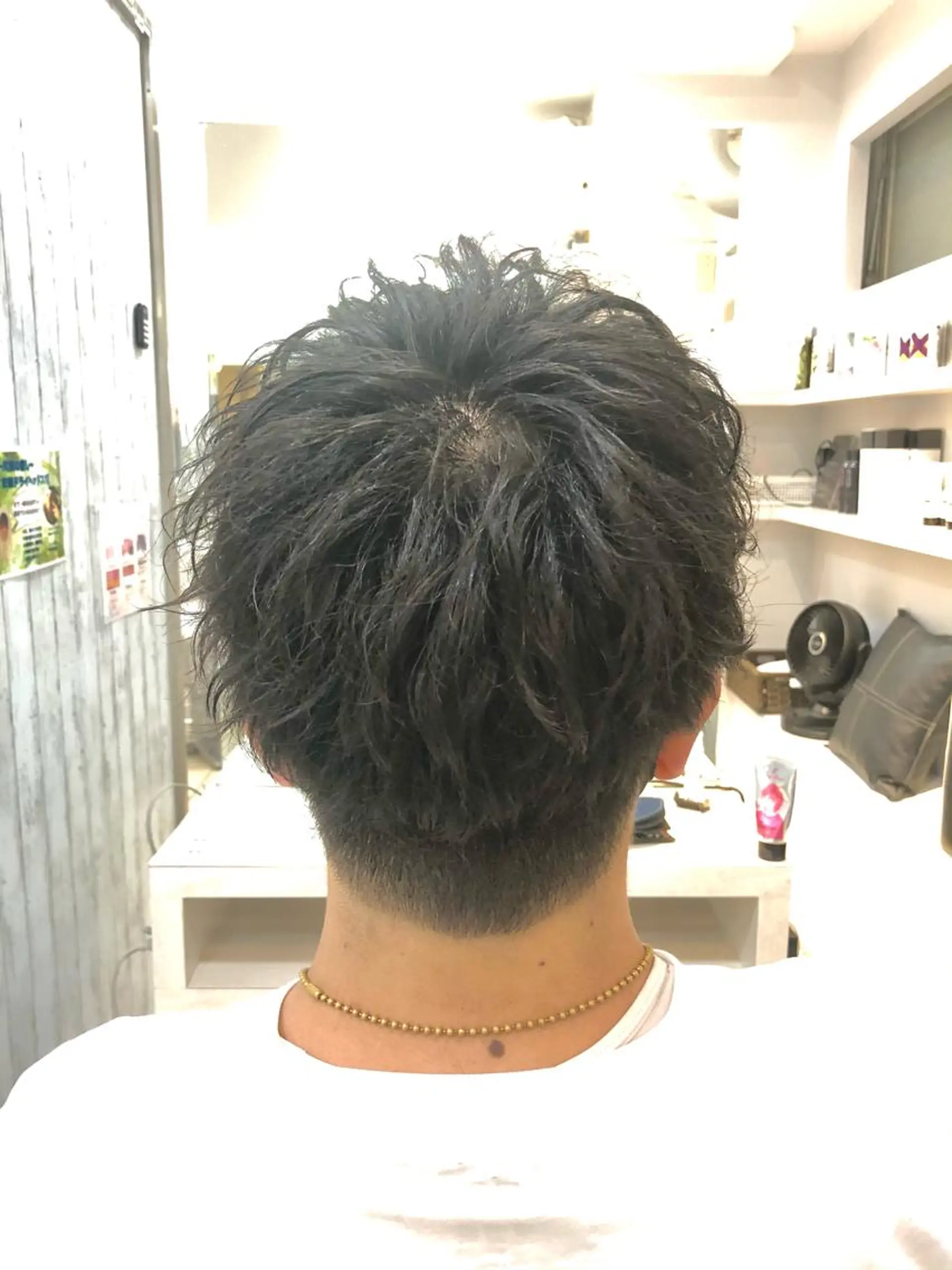 ショート パーマ メンズ 髪質改善× ハイライト溝江のヘアスタイル