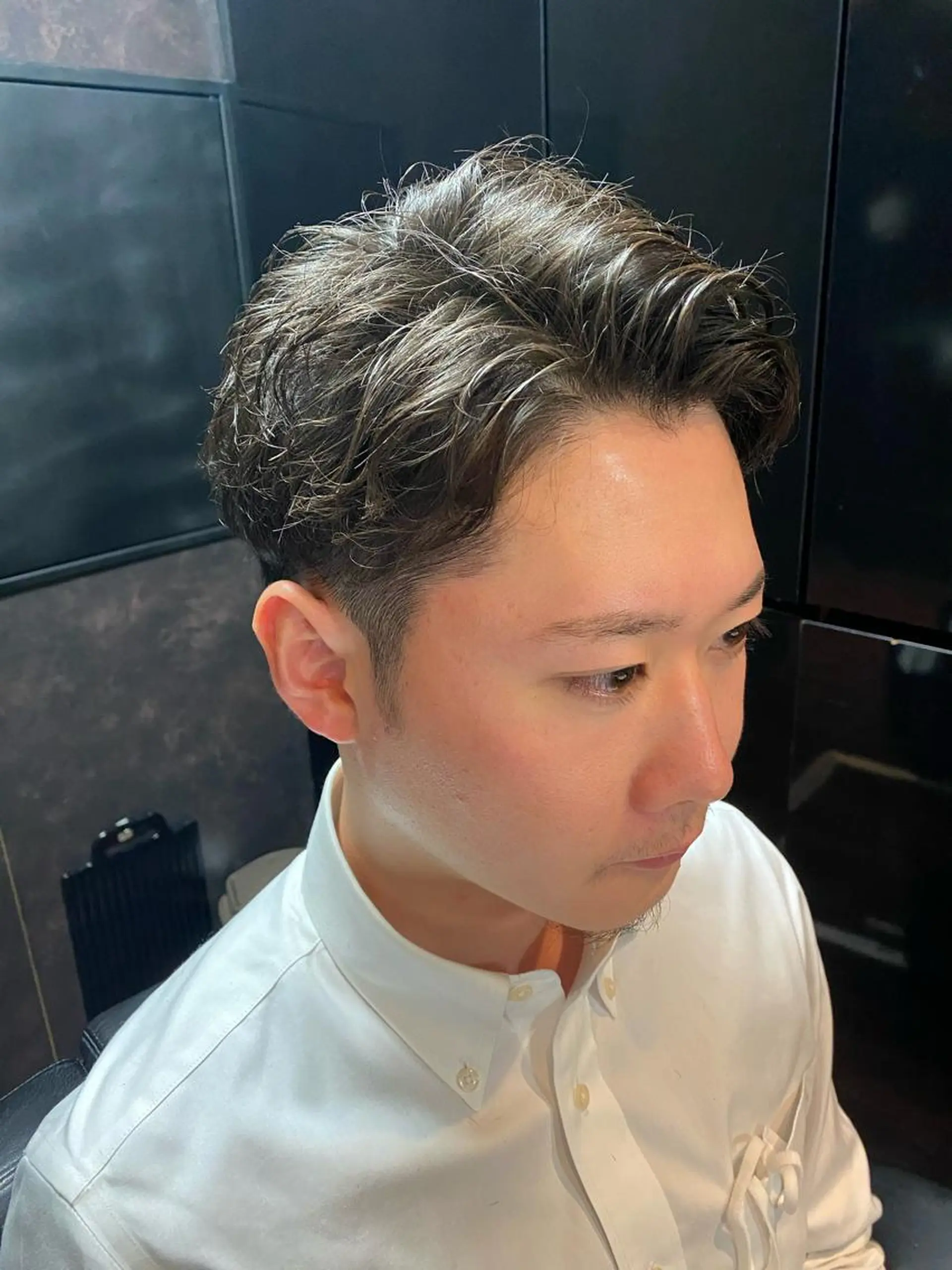 パーマ メンズ メンズパーマ プレミアムバーバーヒロ銀座所属・成田 知佳のヘアスタイル