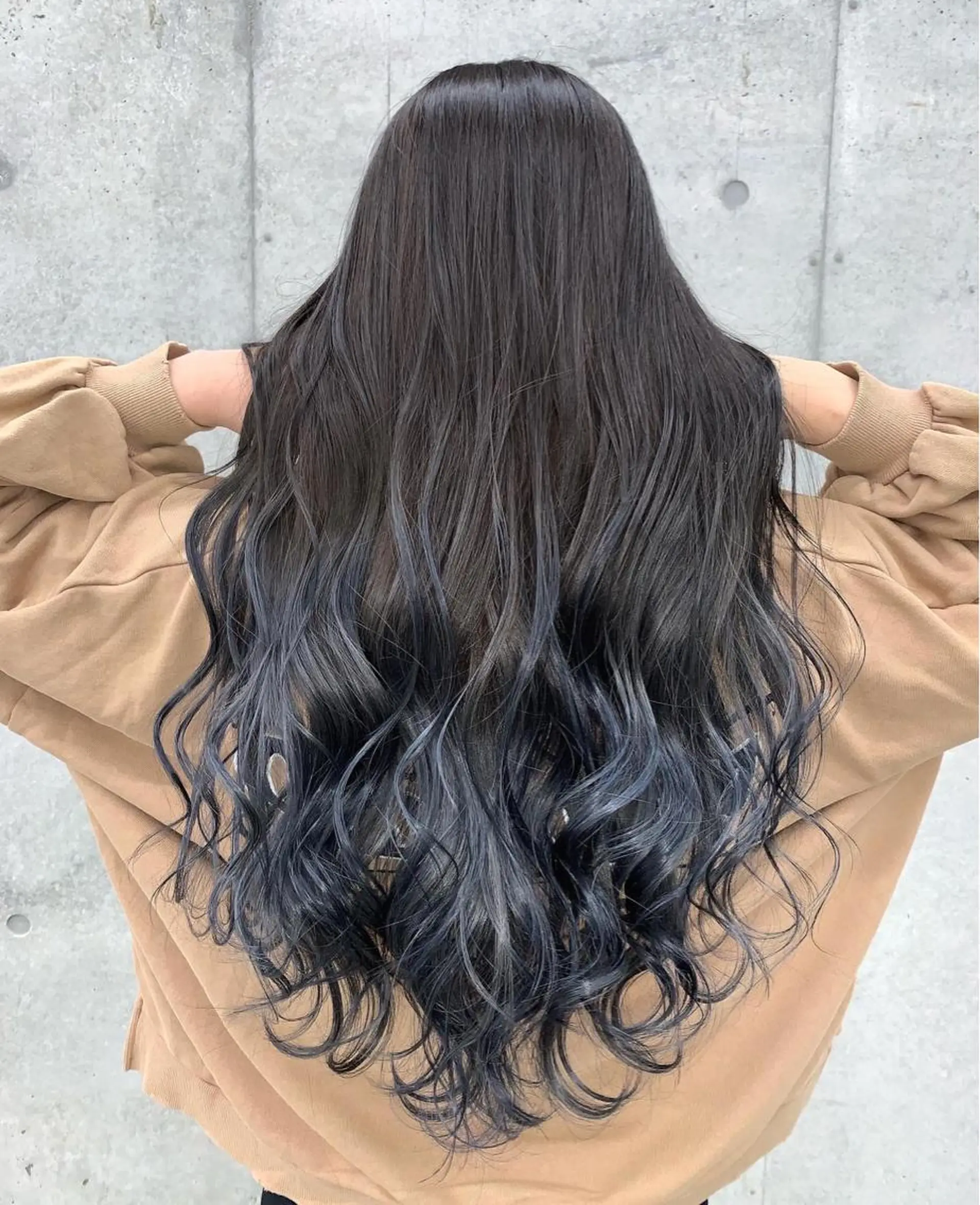 ロング LINOET名古屋所属・ダブルカラー🩶上村 純妃🩶名駅徒歩5分のヘアスタイル