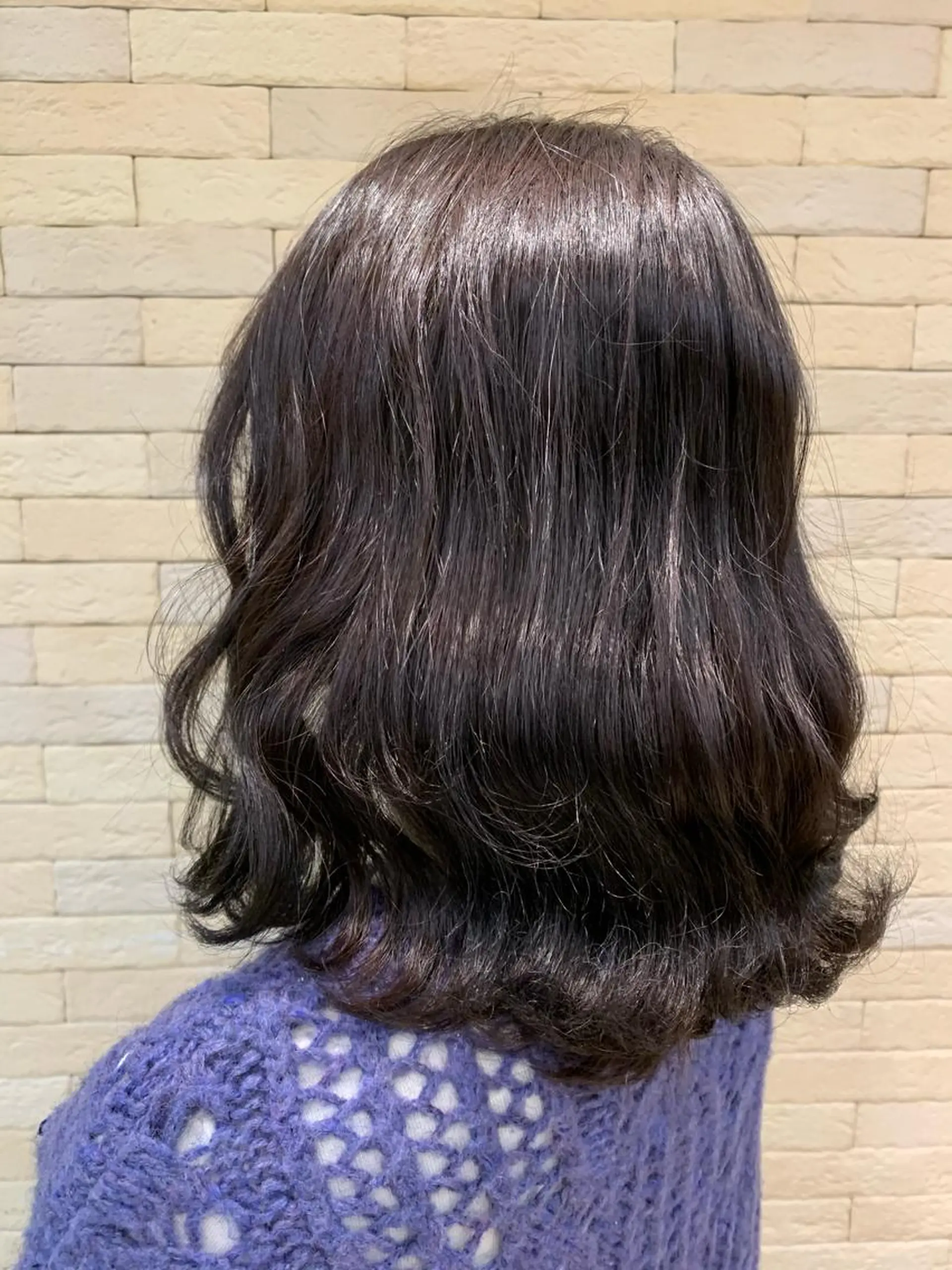 ミディアム カラー ダークグレー 縮毛矯正 艶髪レイヤー上田 紗也🇰🇷💗のヘアスタイル