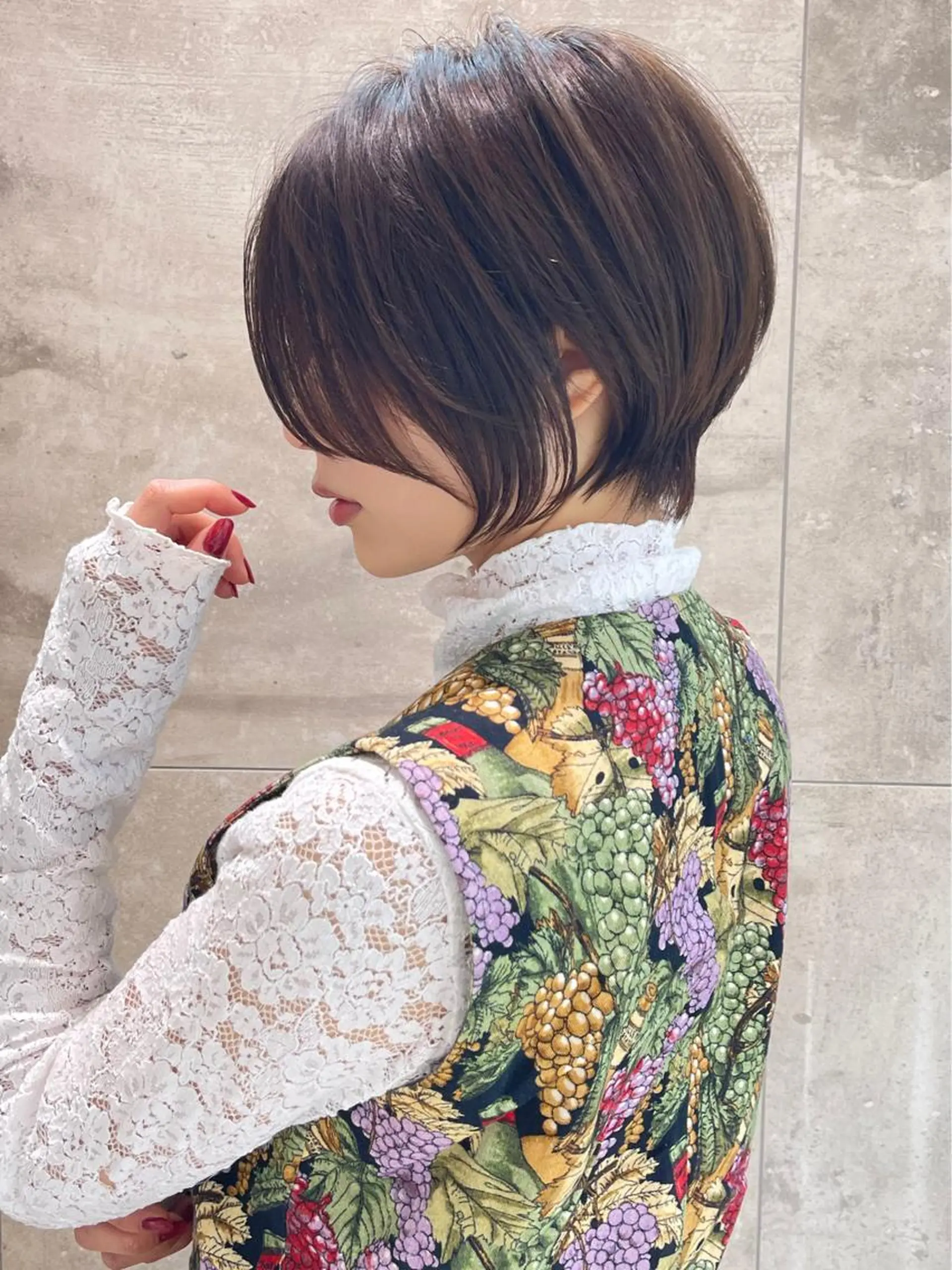 ショート カラー くびれヘア ショートヘア grand表参道所属・西村 公孝のヘアスタイル