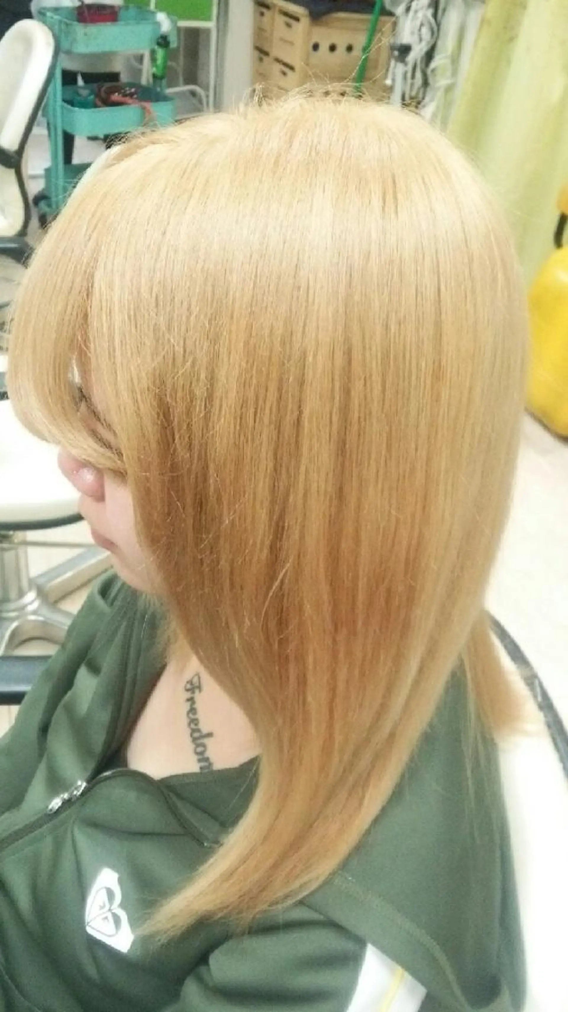 ミディアム カラー エミタス ☆のヘアスタイル