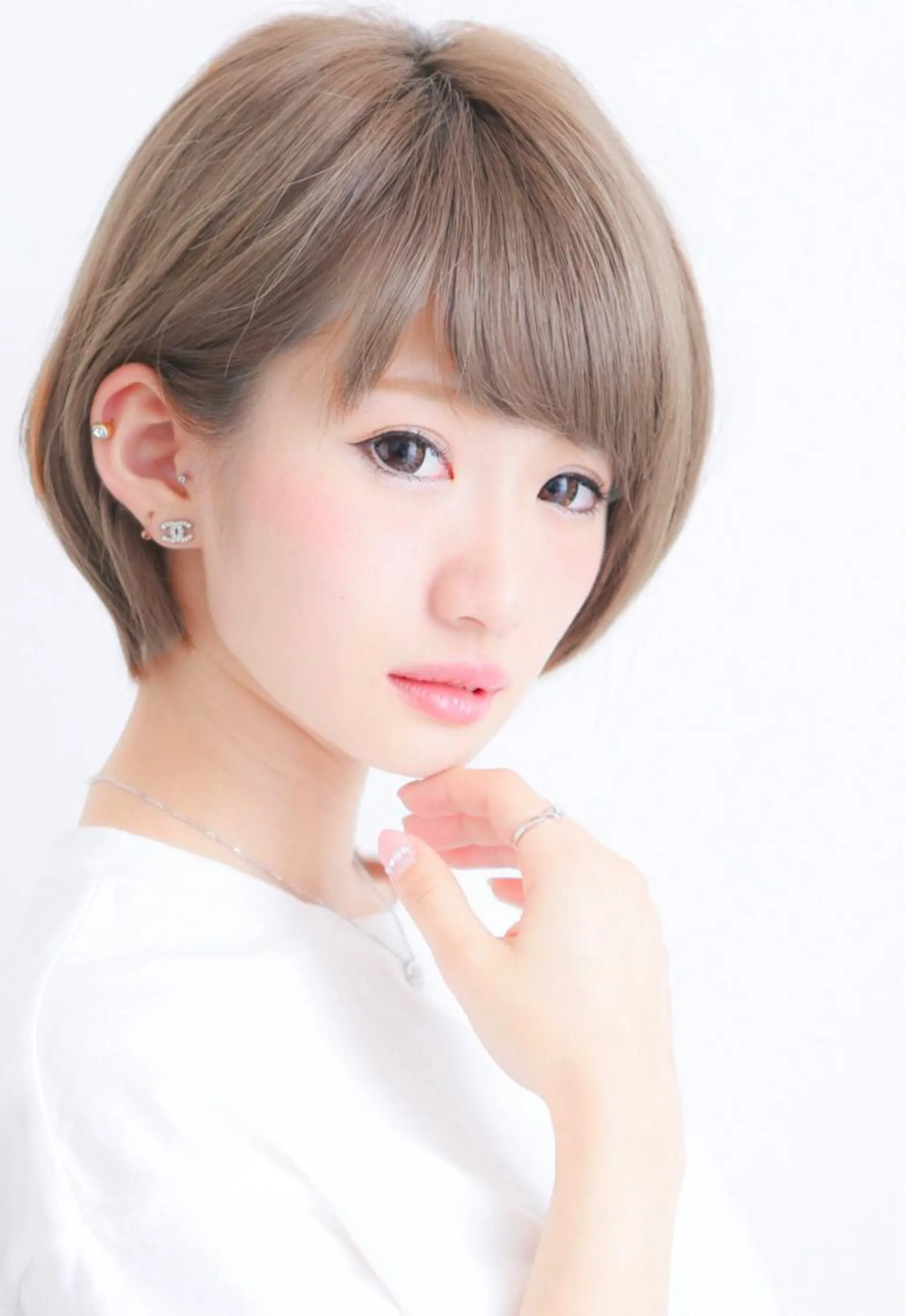 ショート カラー モテ髪透明感❤️ デイズヘアカラーのヘアスタイル