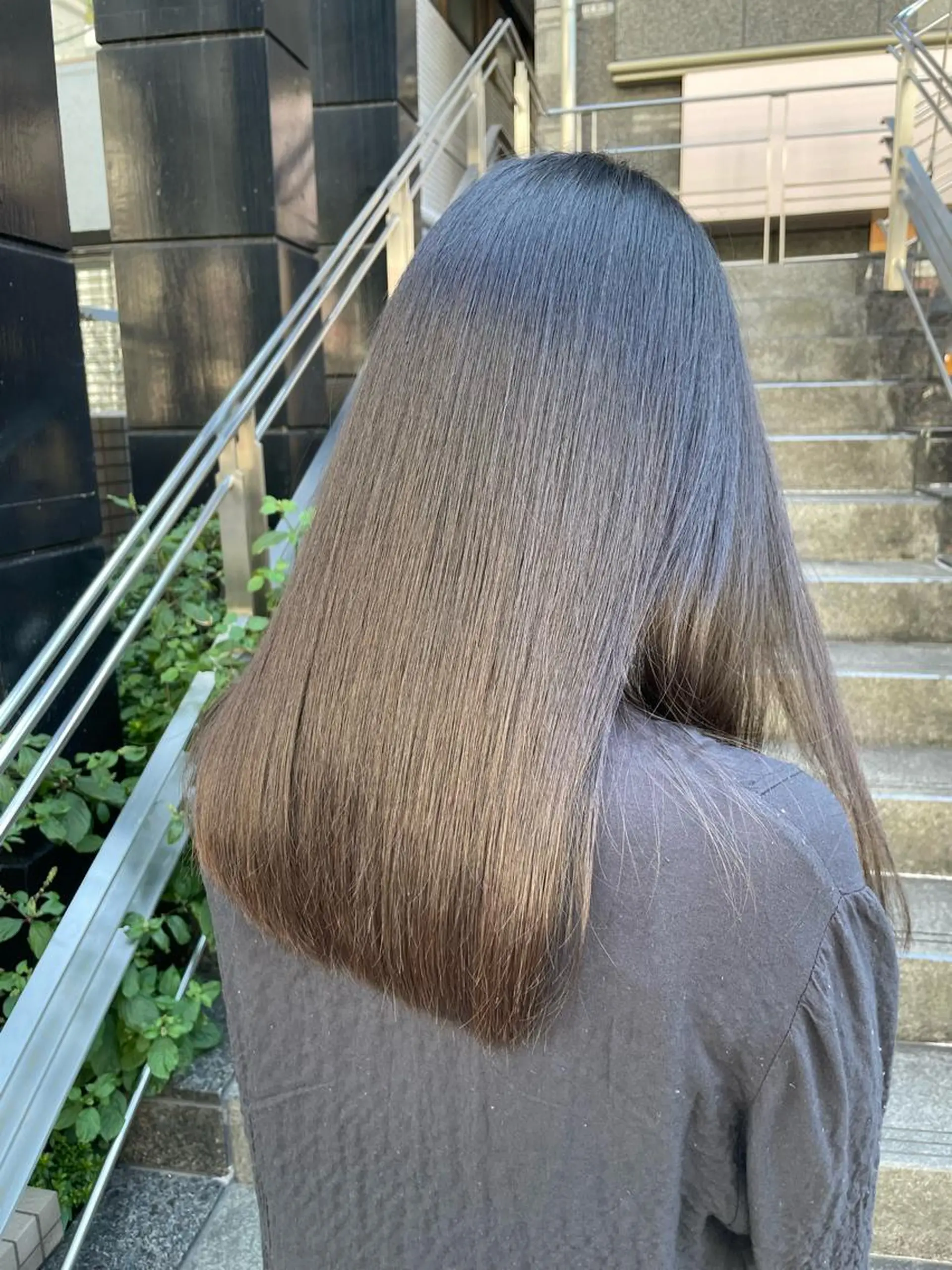 ロング ヘアカラー トリートメント ✨髪質改善特化✨副 店長椎葉信乃介のヘアスタイル