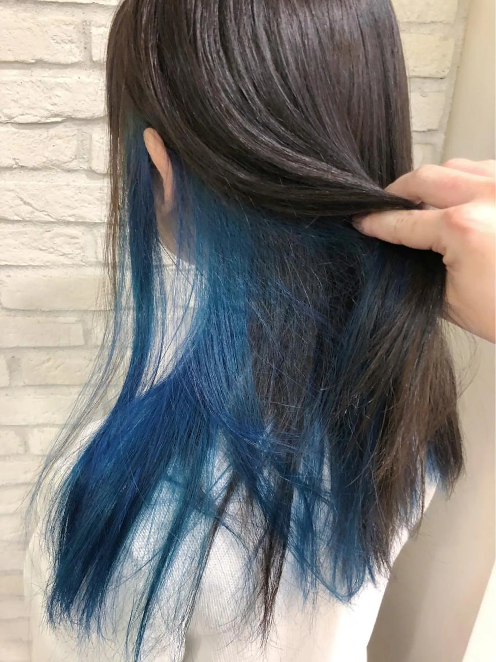 ロング カラー ブリーチ HAUS 片山みほのヘアスタイル