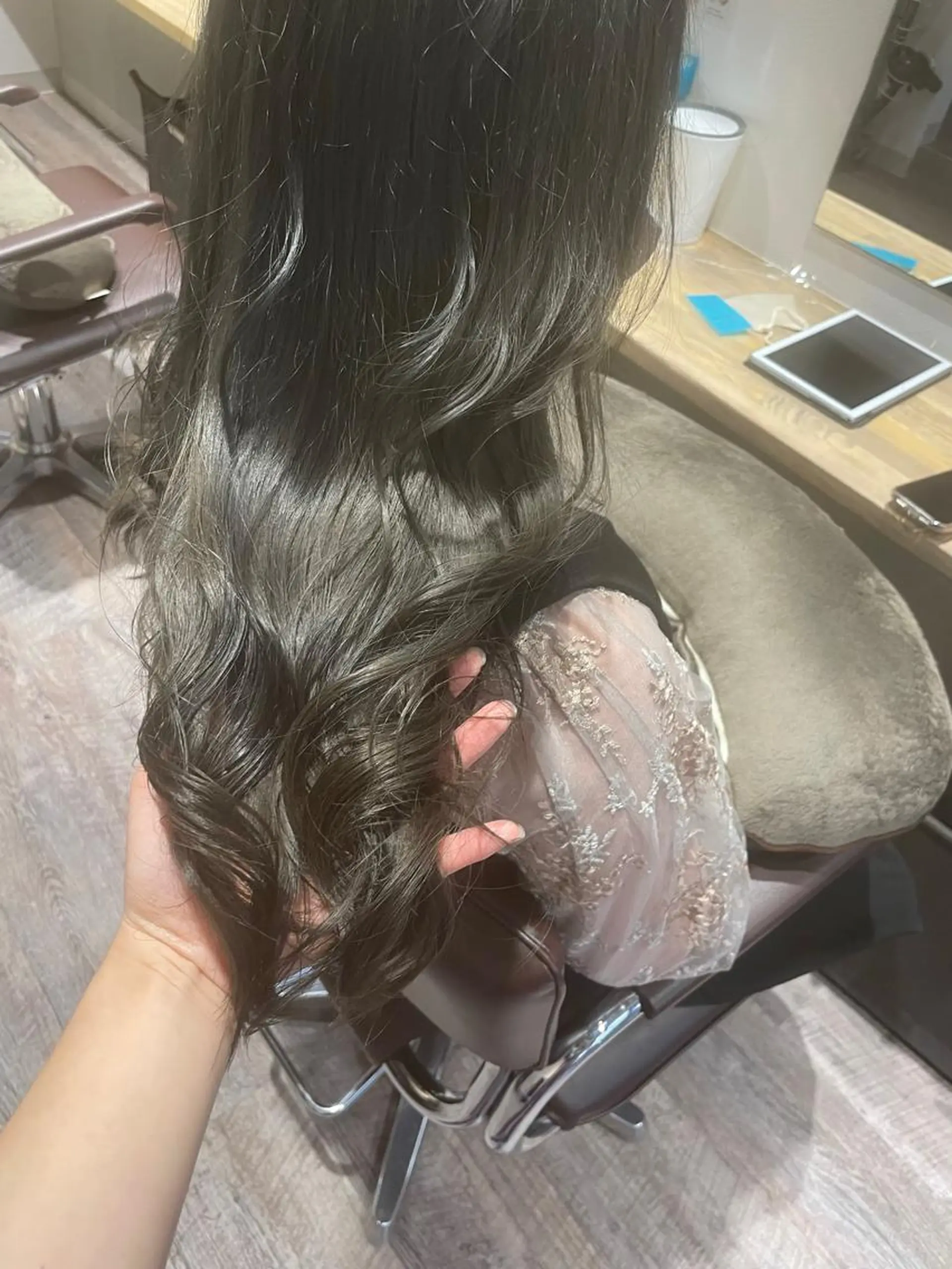ロング あらい まさえのヘアスタイル
