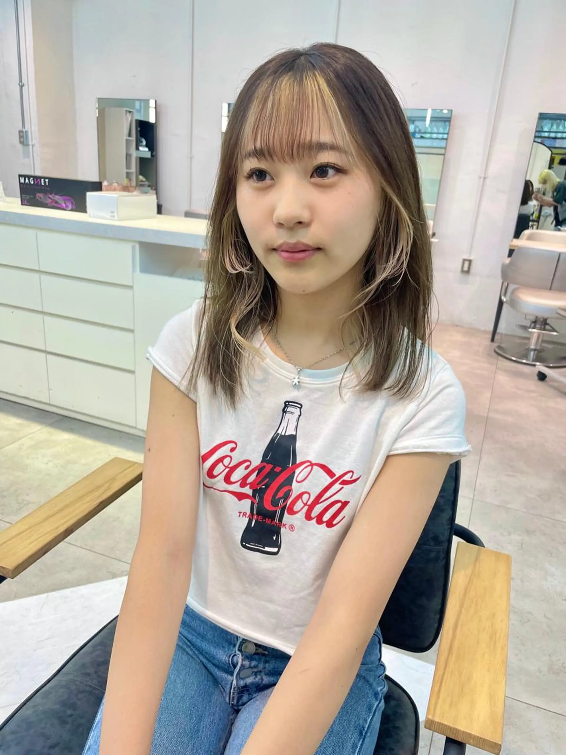 カラー ヘアカラー 🎀ボブ＋ハイトーン シュカ👶🏻のヘアスタイル